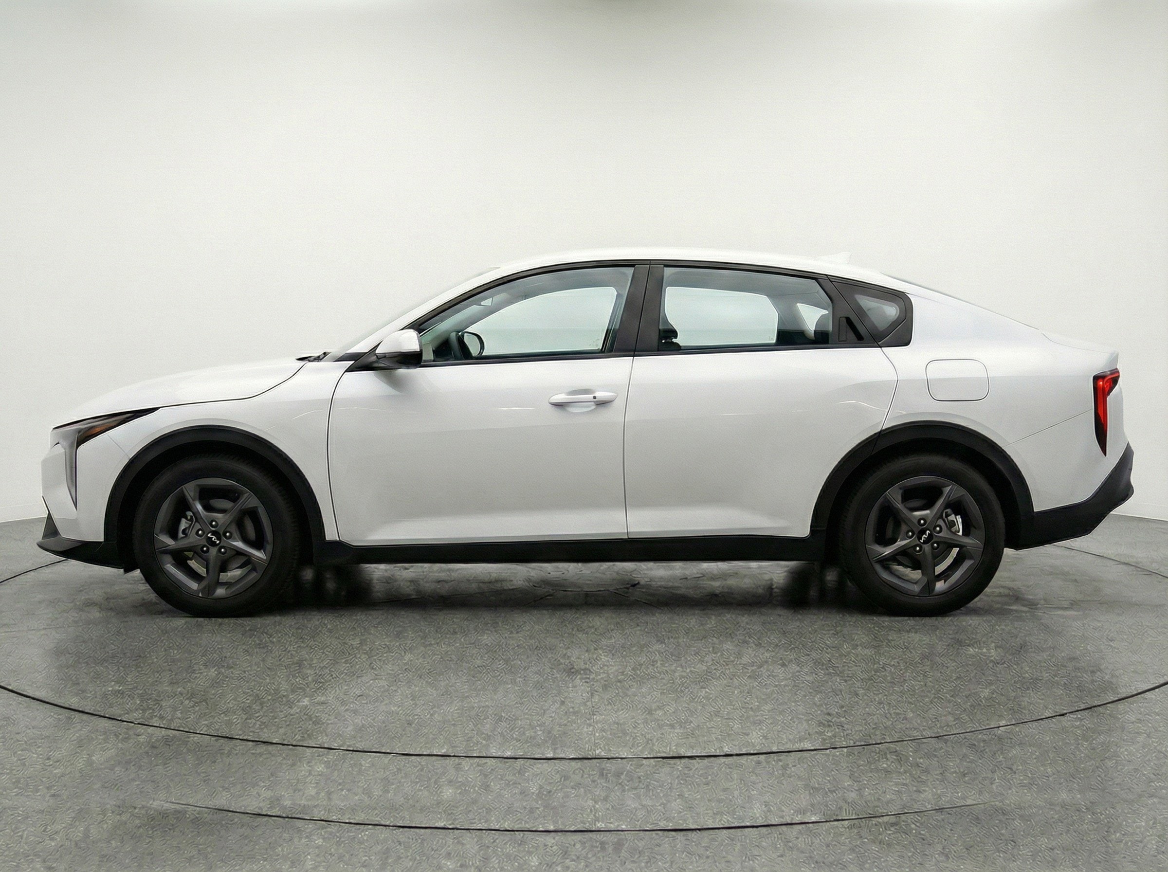 Thumbnail: 2025 Kia K4 - 5