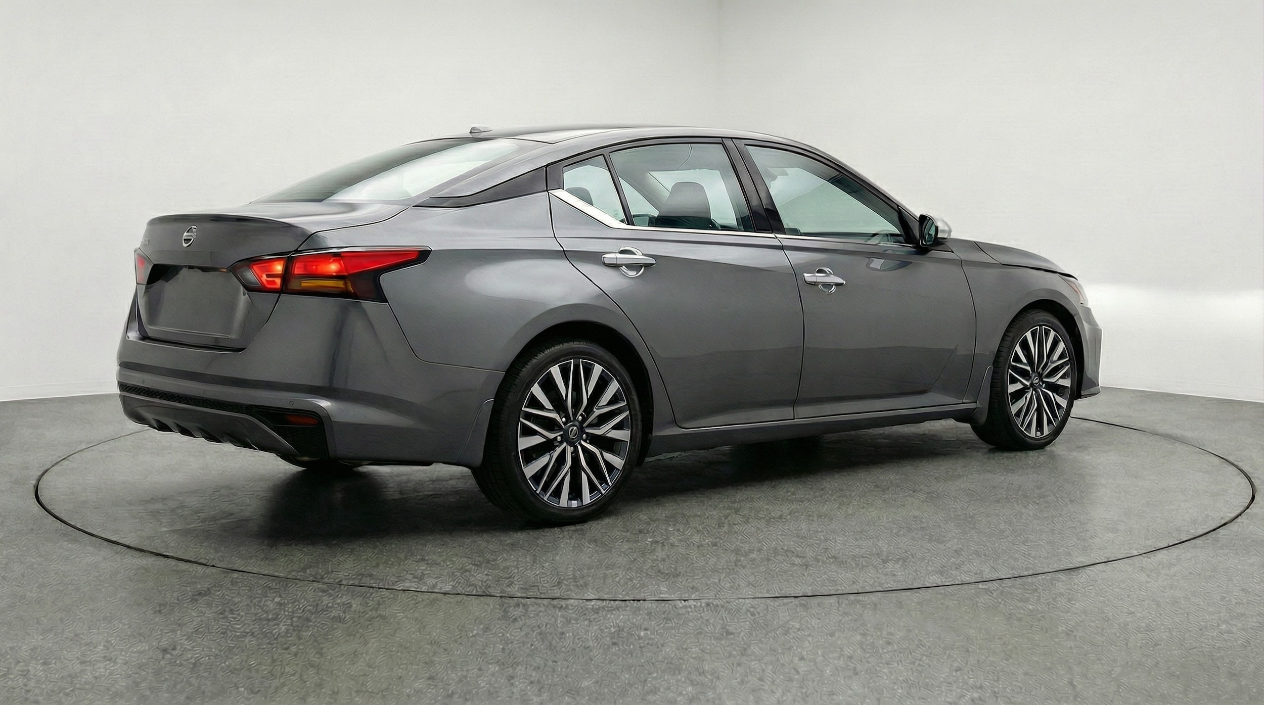 Thumbnail: 2025 Nissan Altima - 7