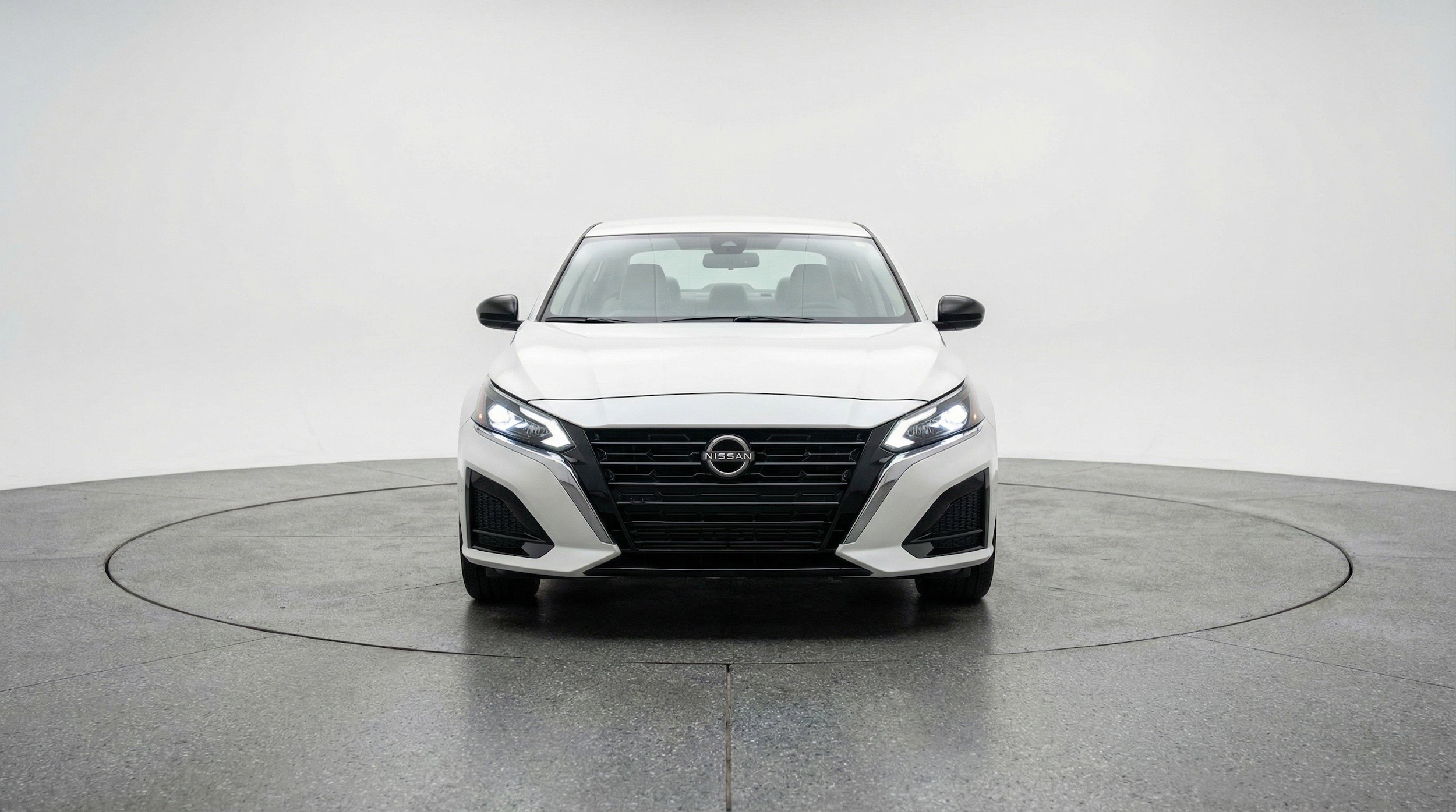 Thumbnail: 2025 Nissan Altima - 2