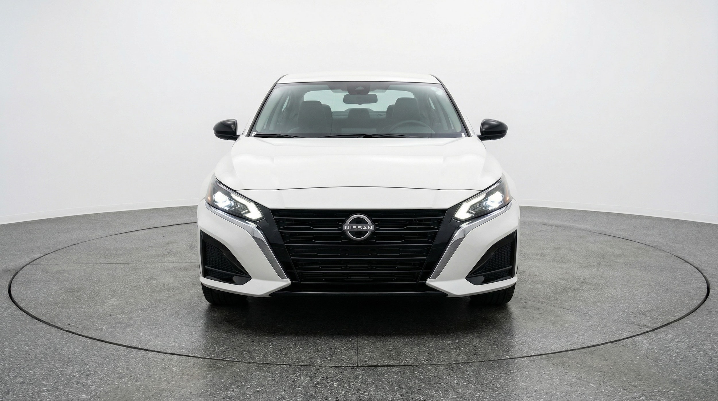 Thumbnail: 2025 Nissan Altima - 2