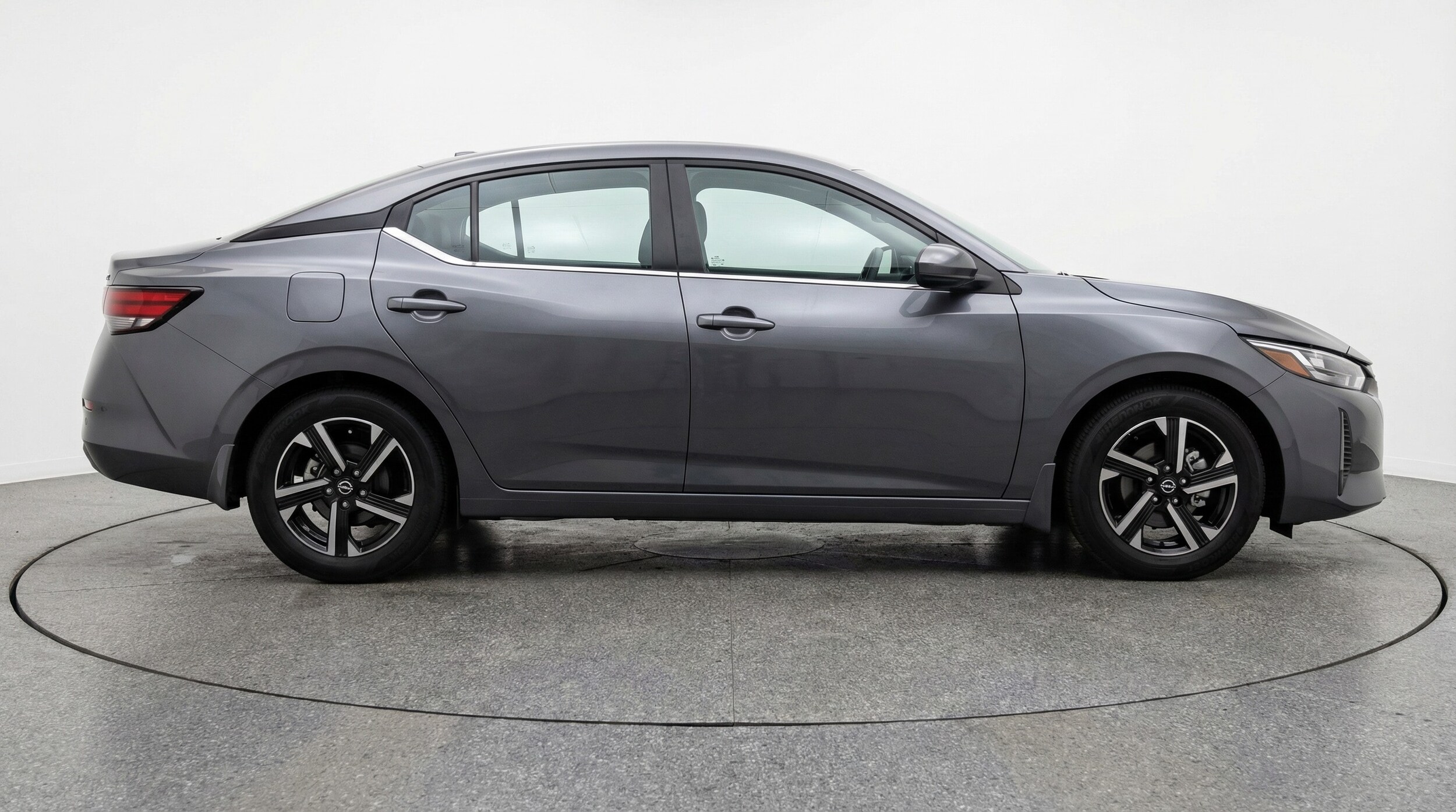 Thumbnail: 2025 Nissan Sentra - 8