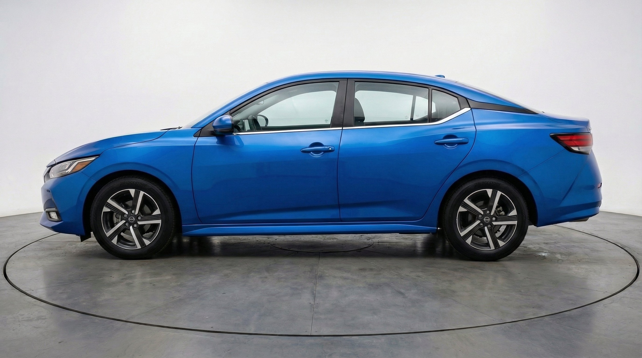 Thumbnail: 2025 Nissan Sentra - 5