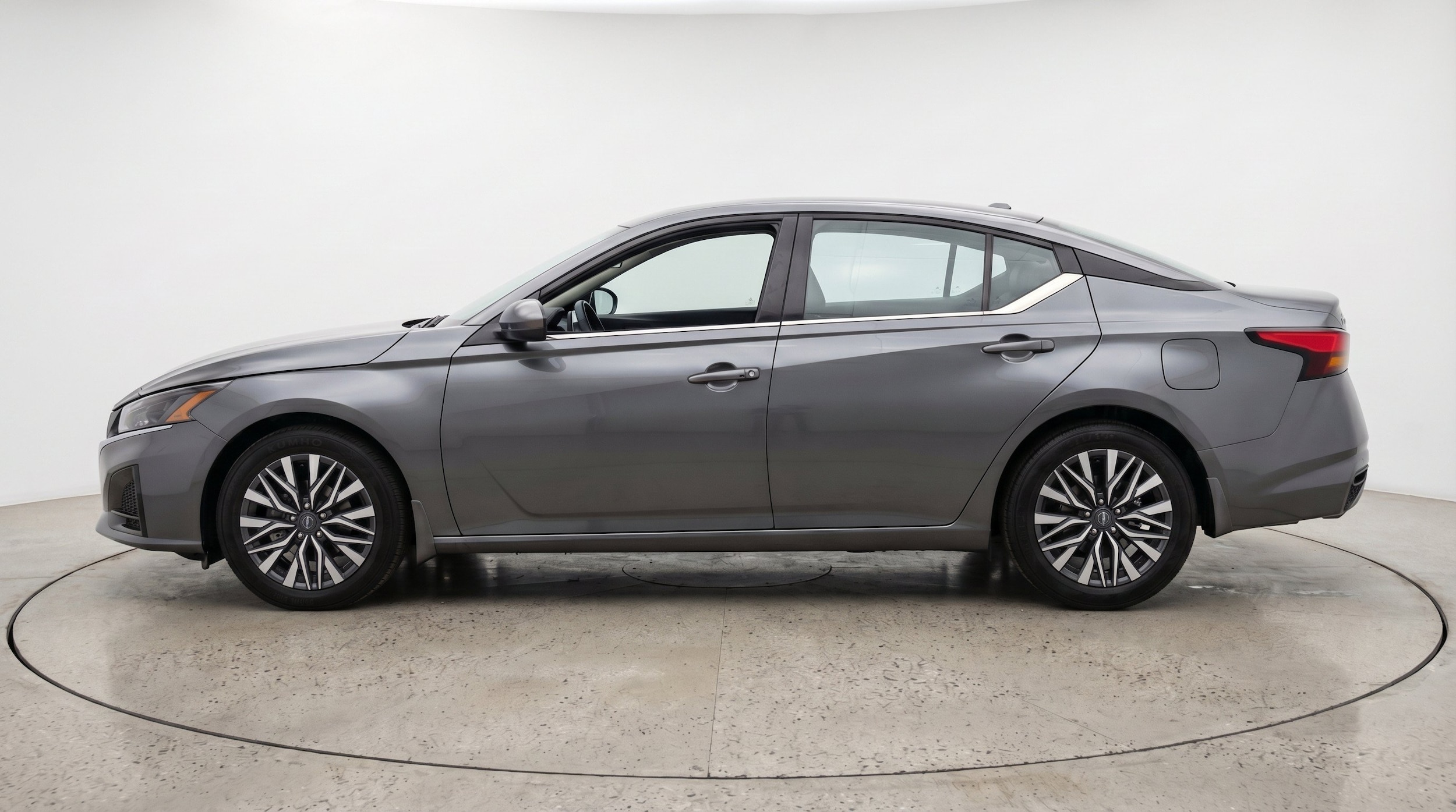 Thumbnail: 2026 Nissan Altima - 5