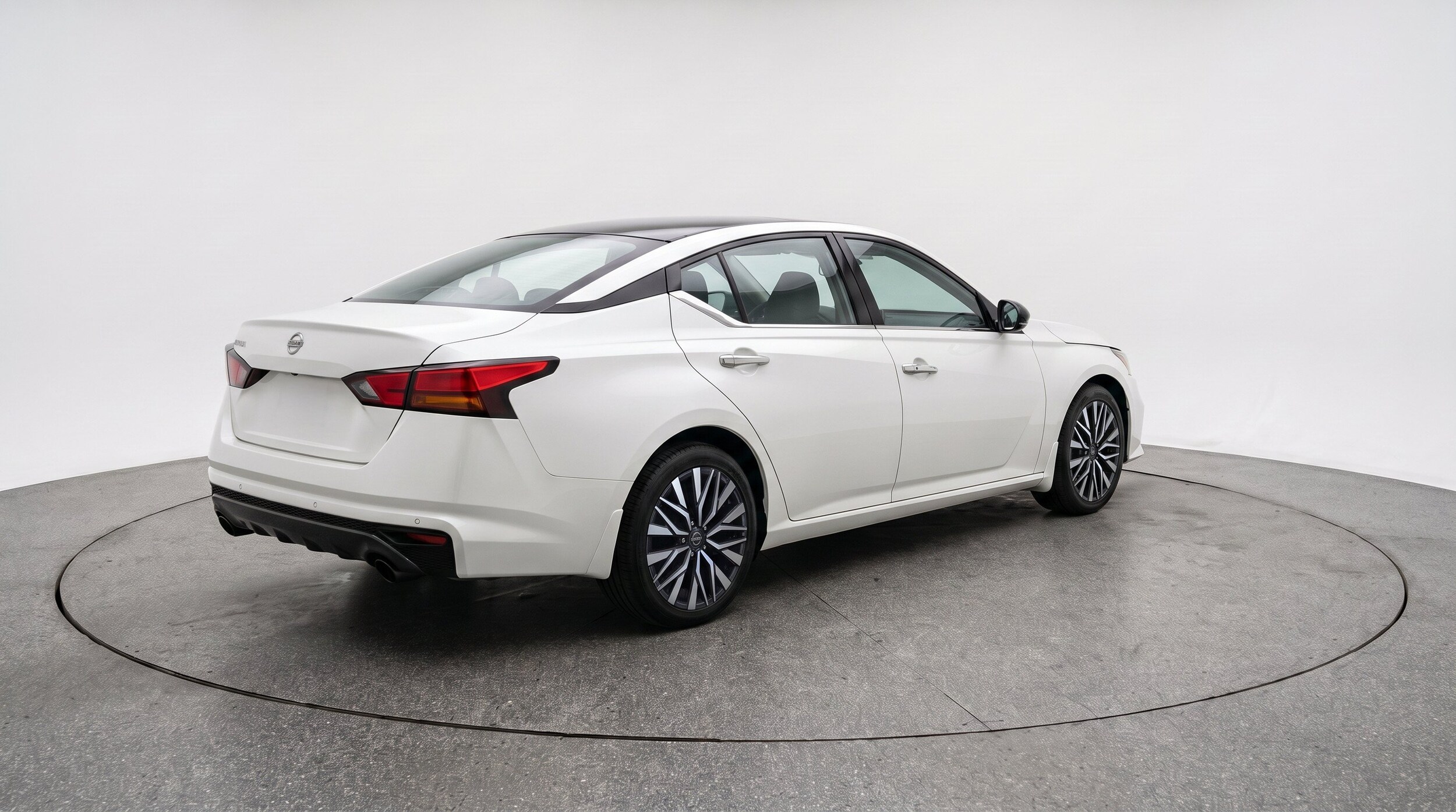 Thumbnail: 2025 Nissan Altima - 9