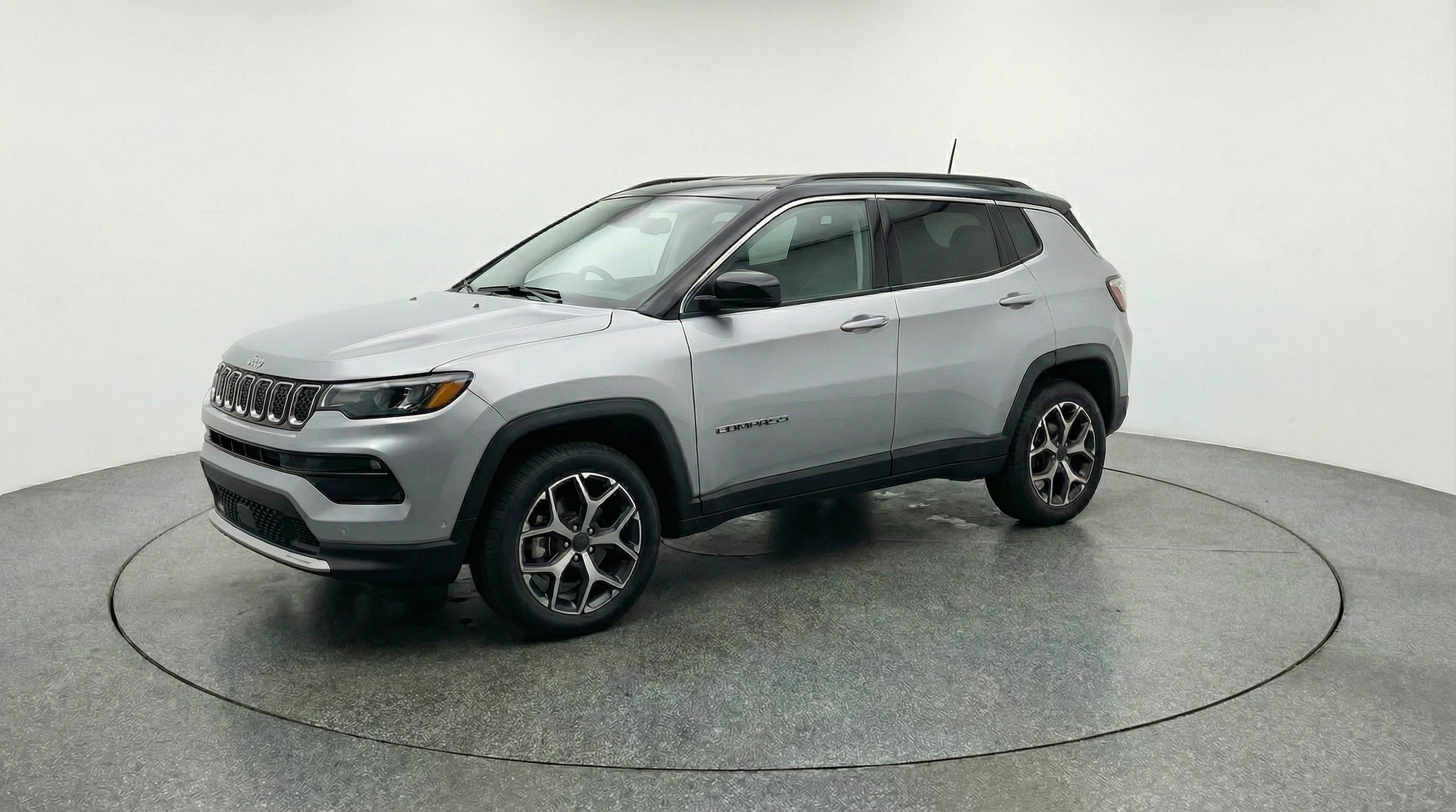 Thumbnail: 2025 Jeep Compass - 3