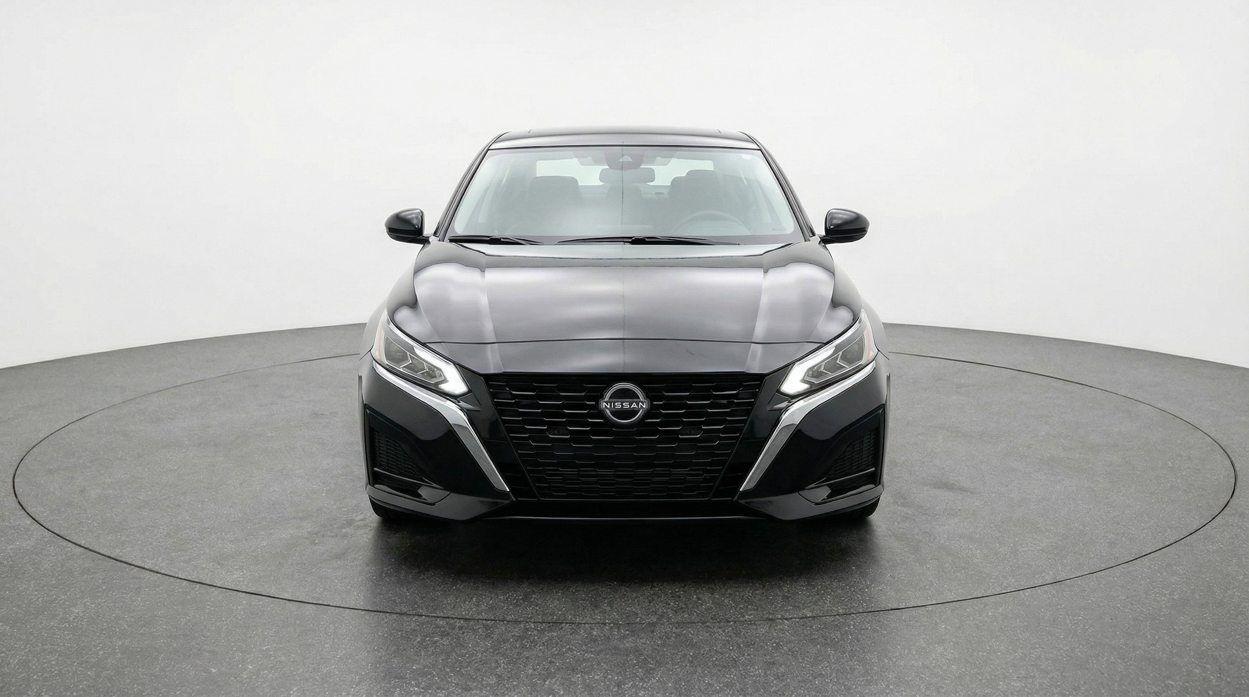 Thumbnail: 2025 Nissan Altima - 2