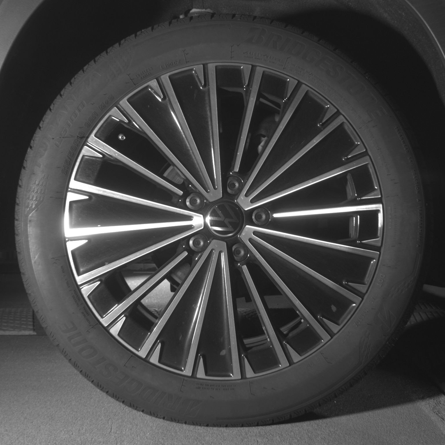 Thumbnail: 2025 Volkswagen Taos - 15