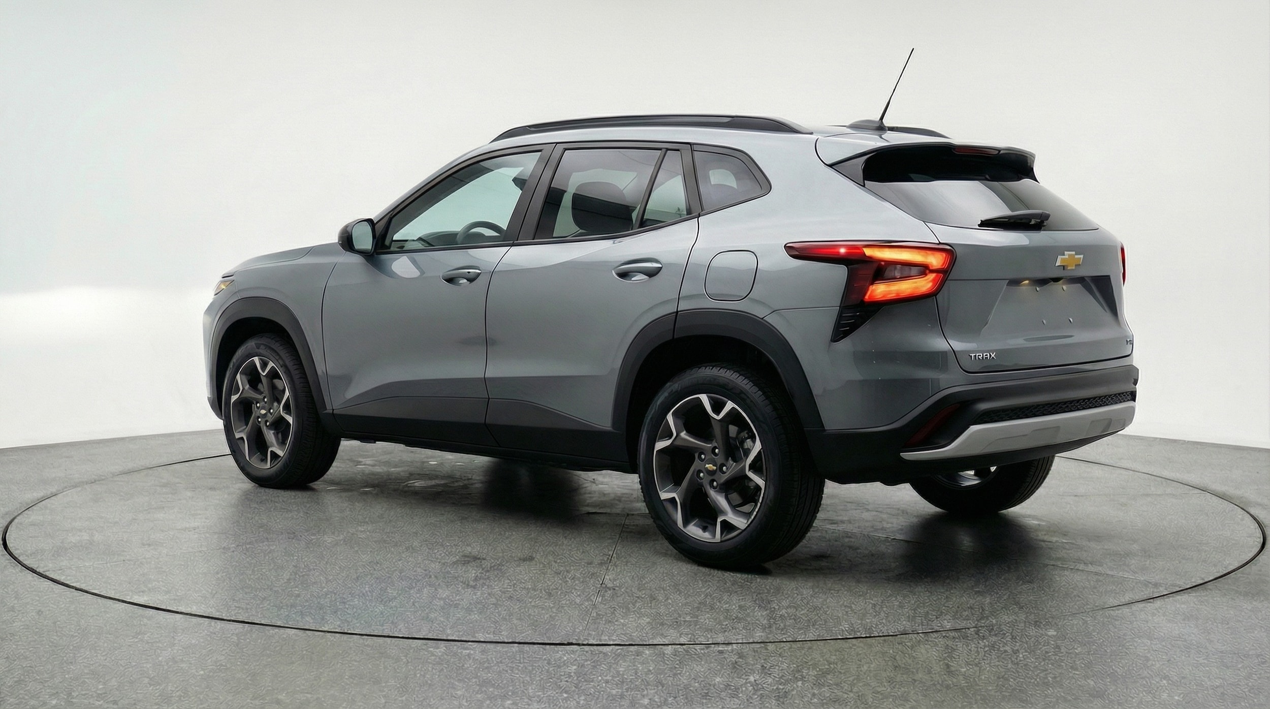 Thumbnail: 2025 Chevrolet Trax - 5