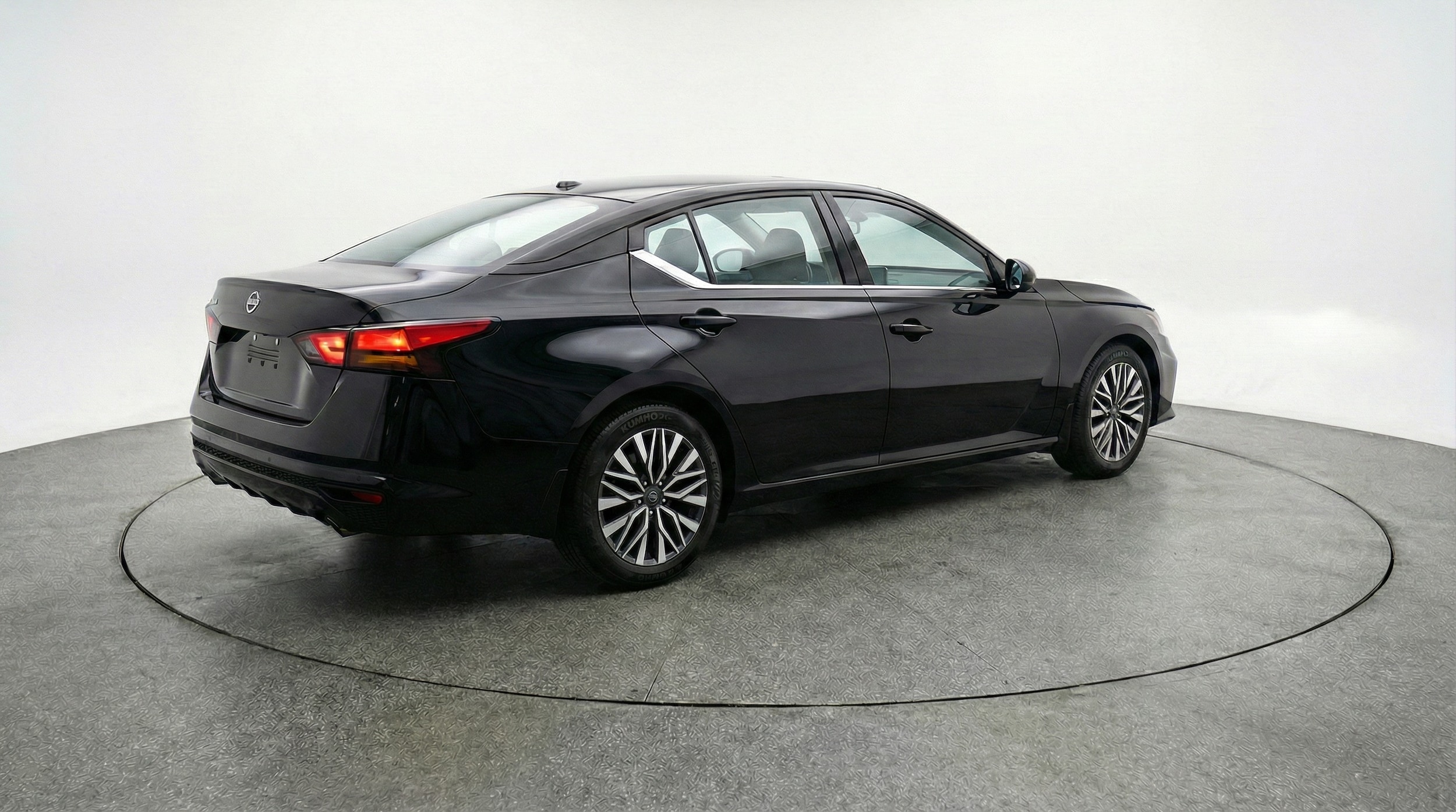 Thumbnail: 2025 Nissan Altima - 7