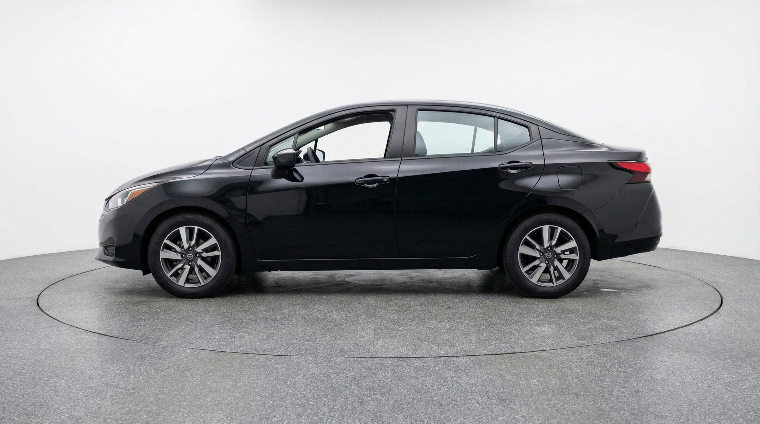 Thumbnail: 2025 Nissan Versa - 5