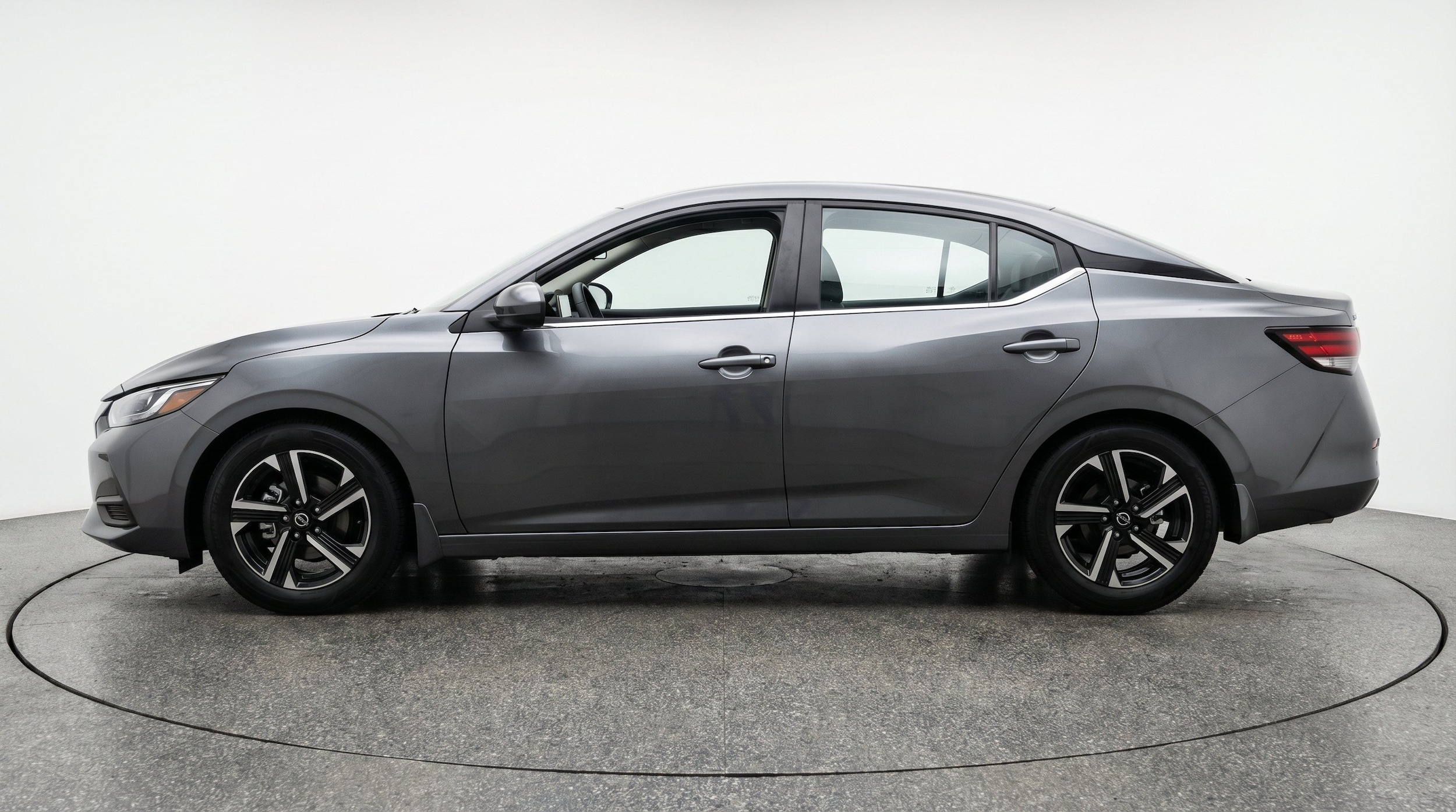Thumbnail: 2025 Nissan Sentra - 5