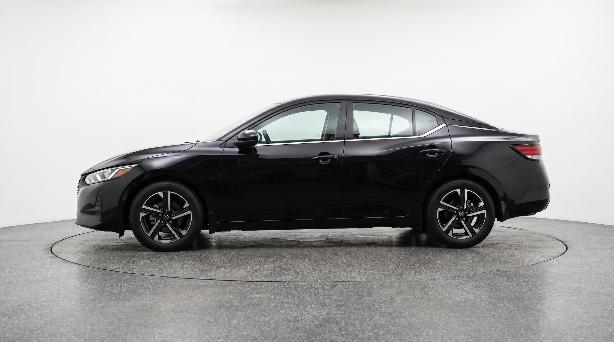 Thumbnail: 2025 Nissan Sentra - 5