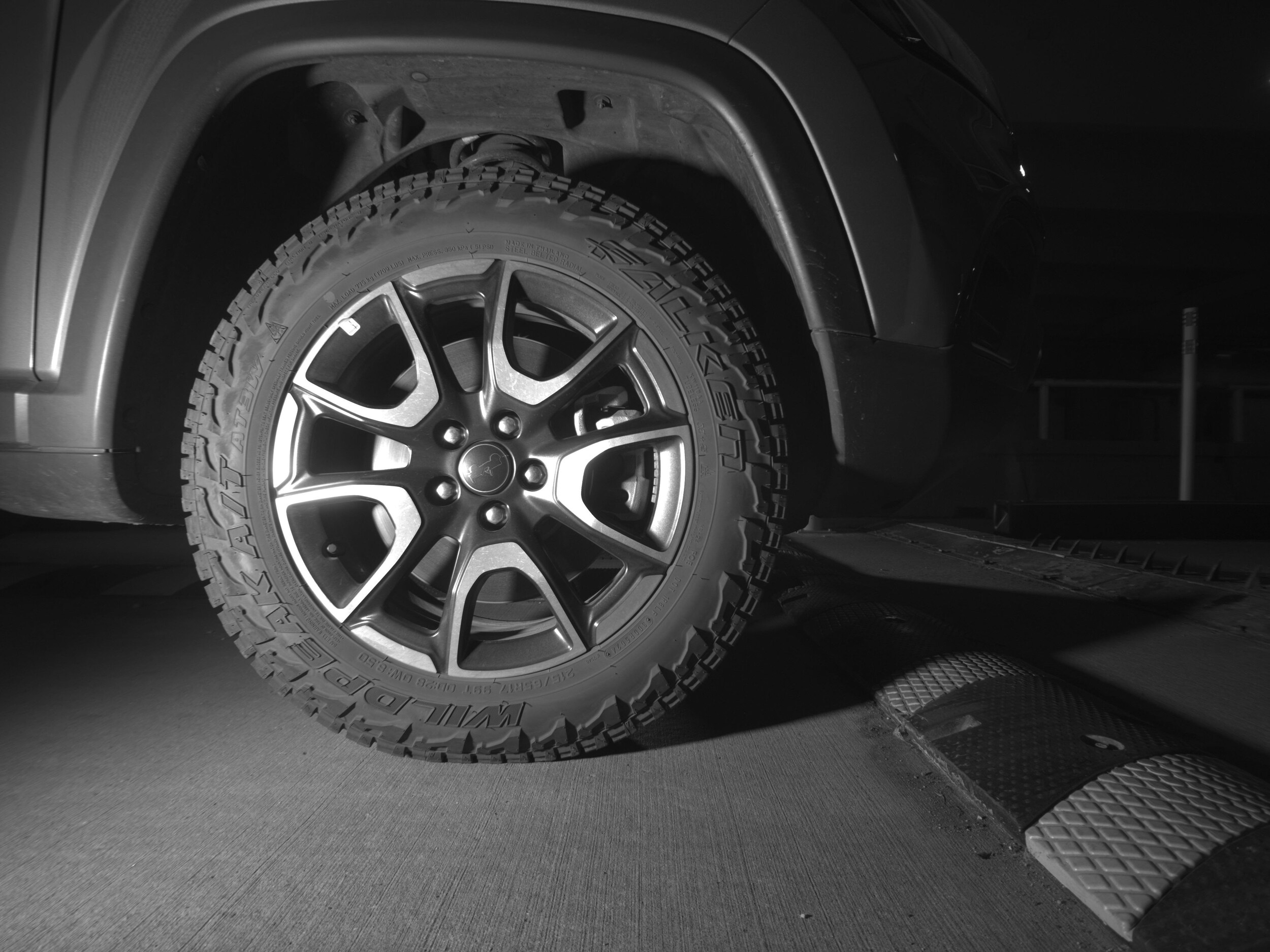 Thumbnail: 2025 Jeep Compass - 13