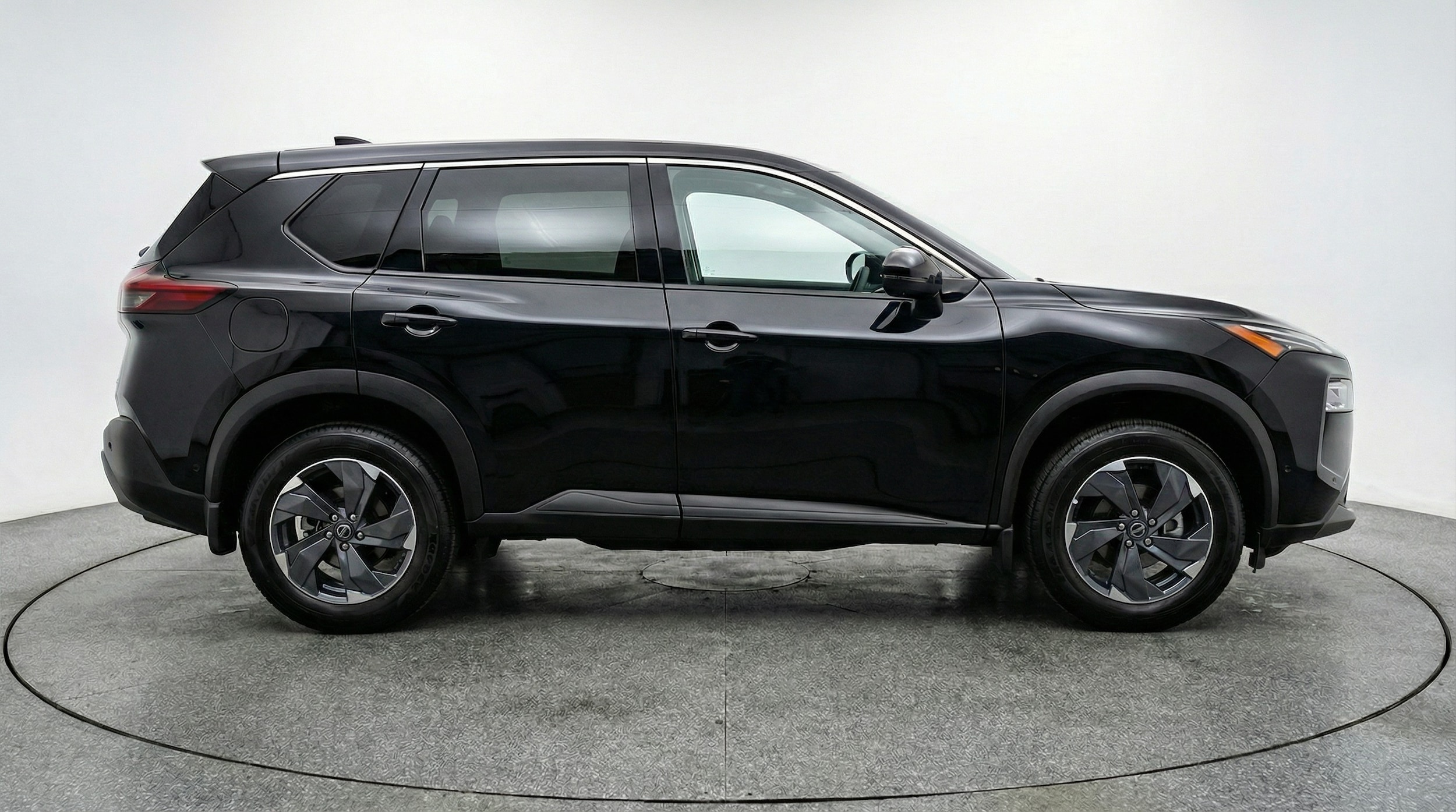 Thumbnail: 2025 Nissan Rogue - 8