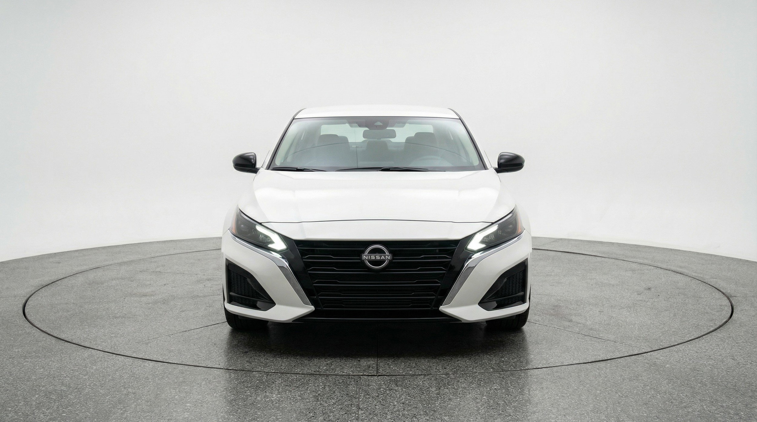 Thumbnail: 2025 Nissan Altima - 2