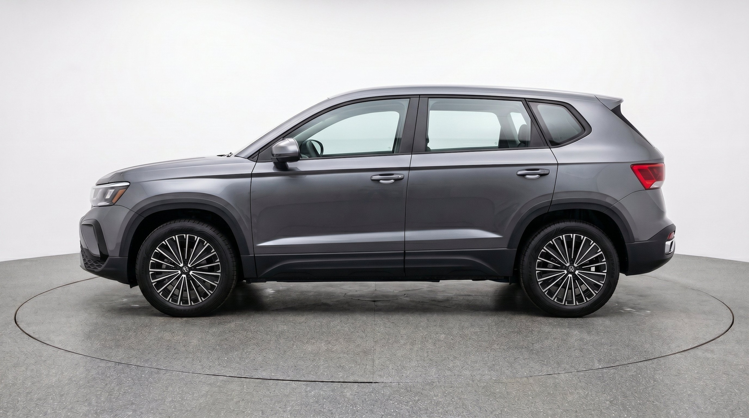 Thumbnail: 2026 Volkswagen Taos - 5