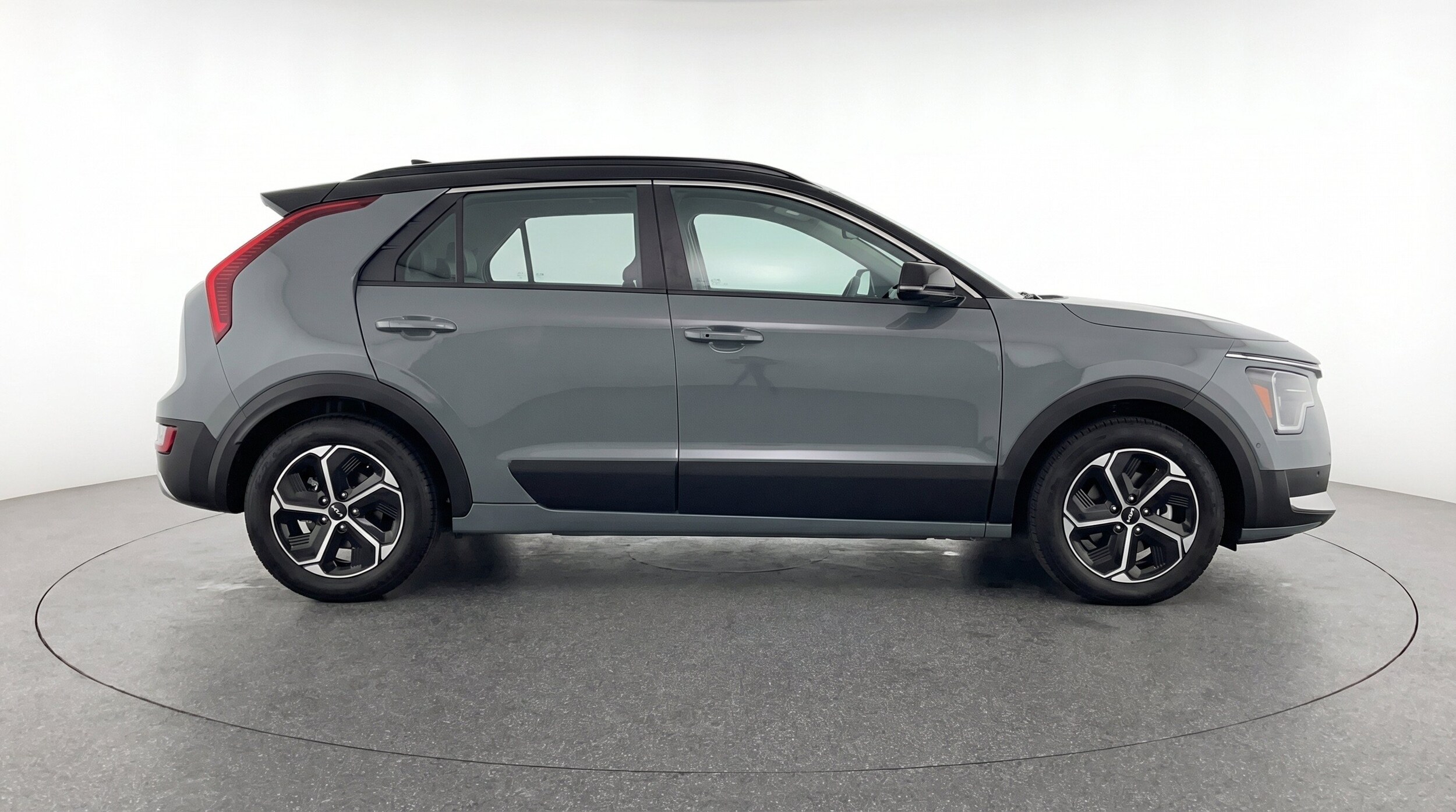 Thumbnail: 2026 Kia Niro - 11