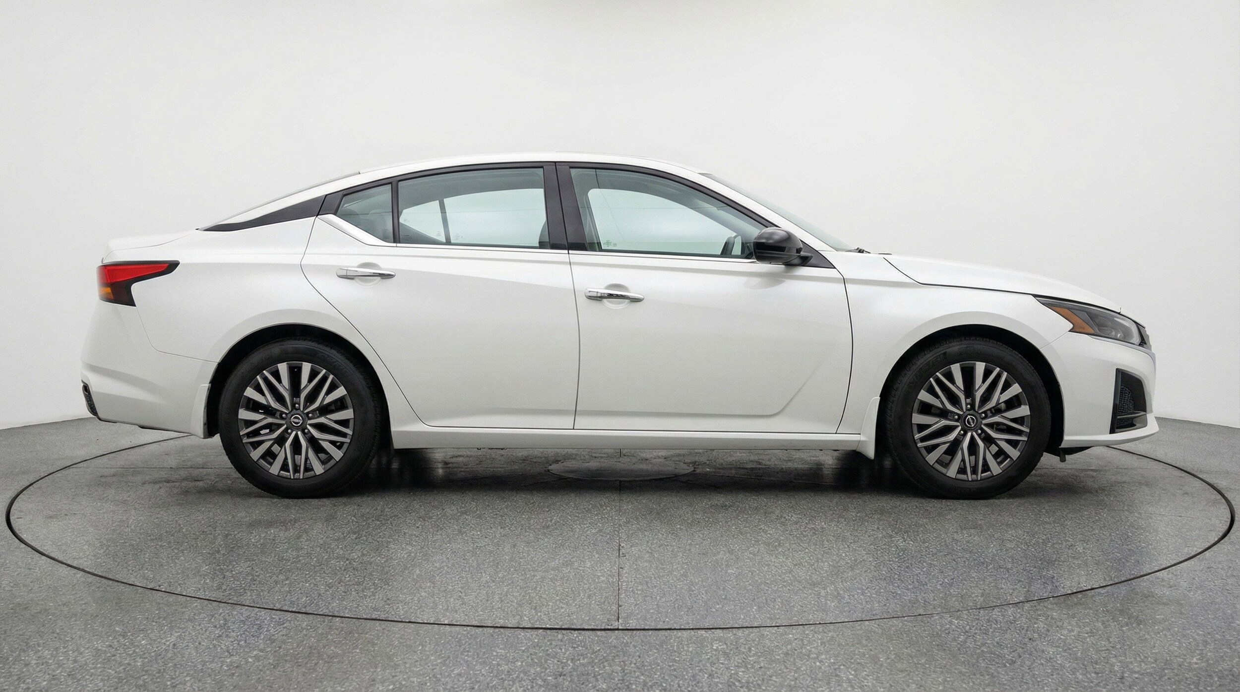 Thumbnail: 2025 Nissan Altima - 11