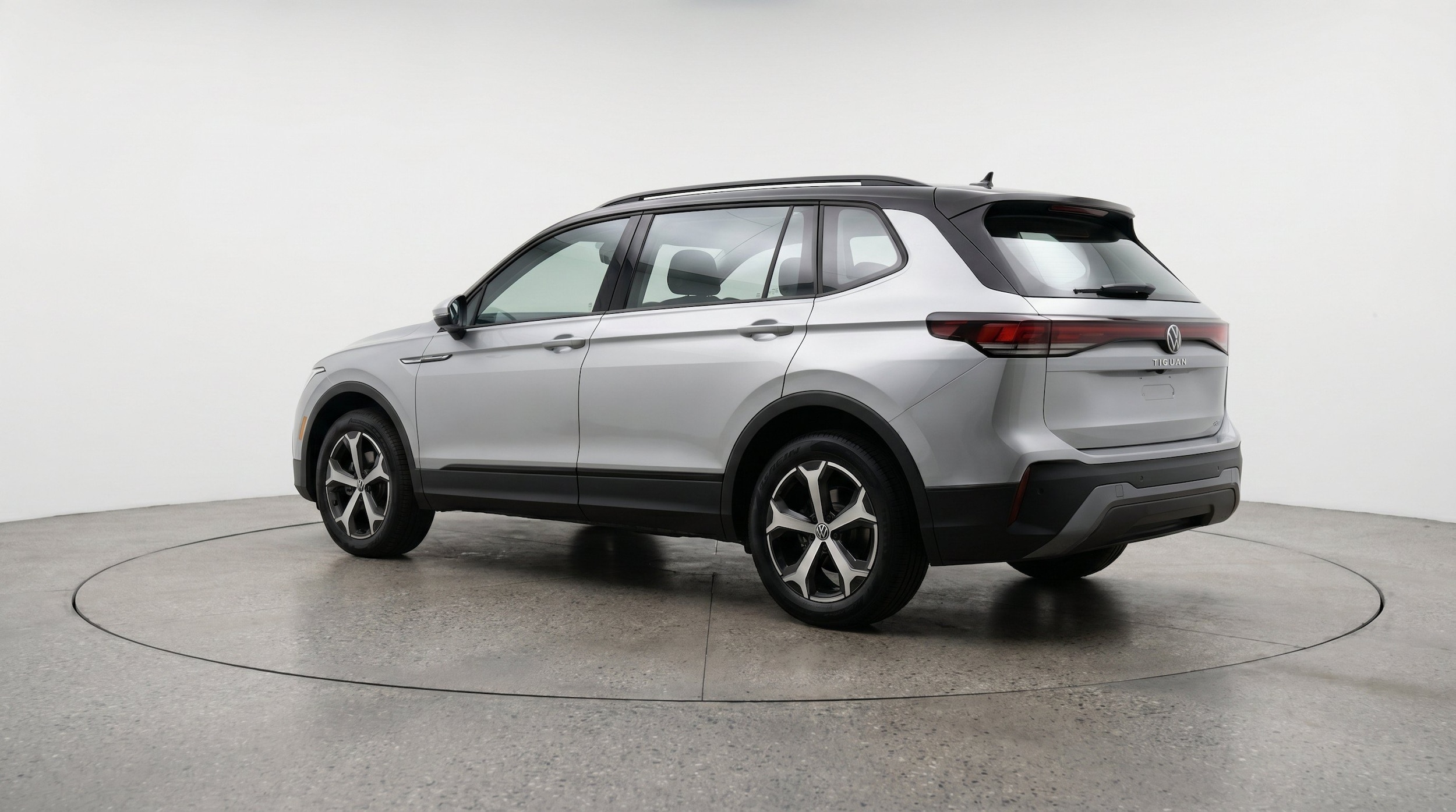 Thumbnail: 2026 Volkswagen Tiguan - 6
