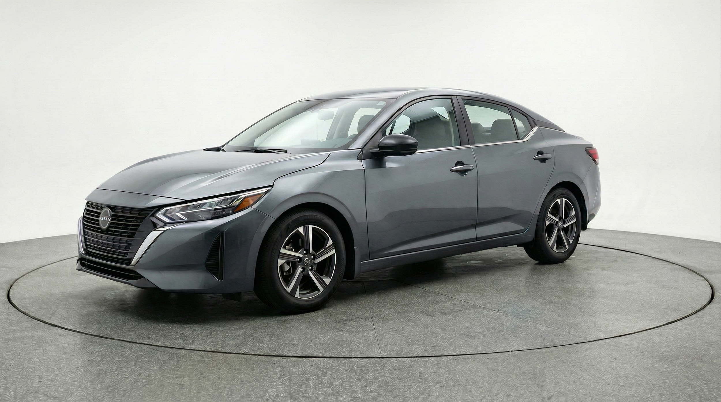 Thumbnail: 2025 Nissan Sentra - 3