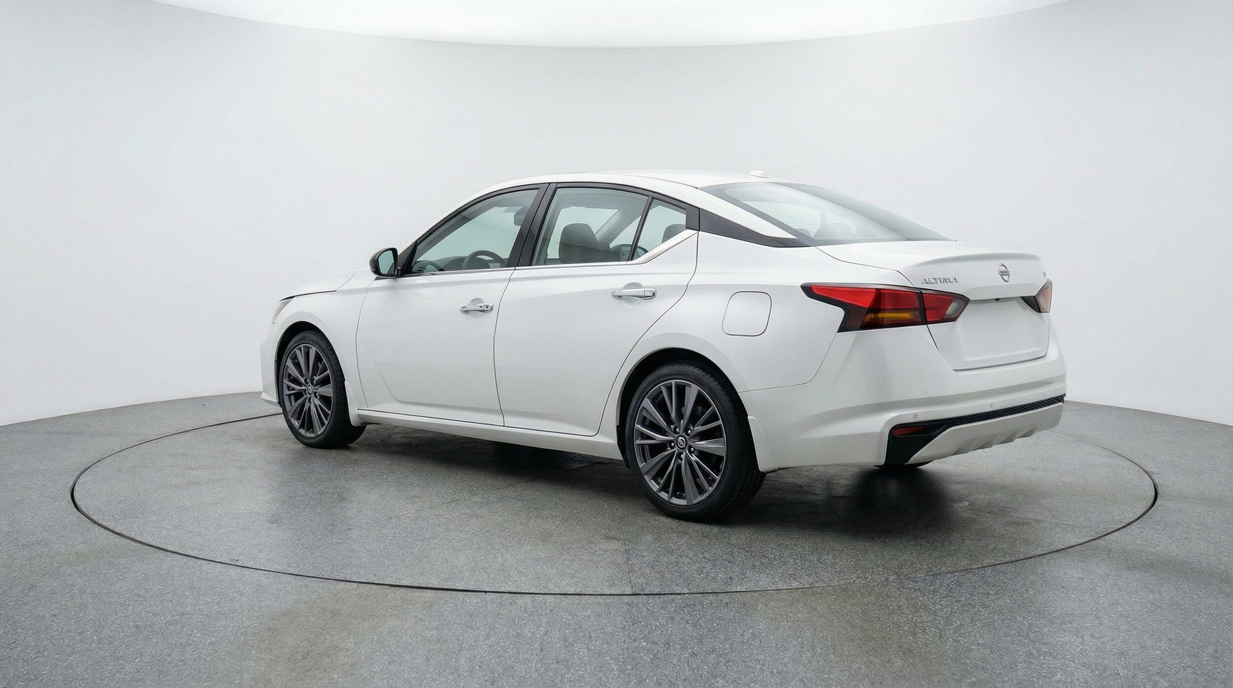 Thumbnail: 2025 Nissan Altima - 6