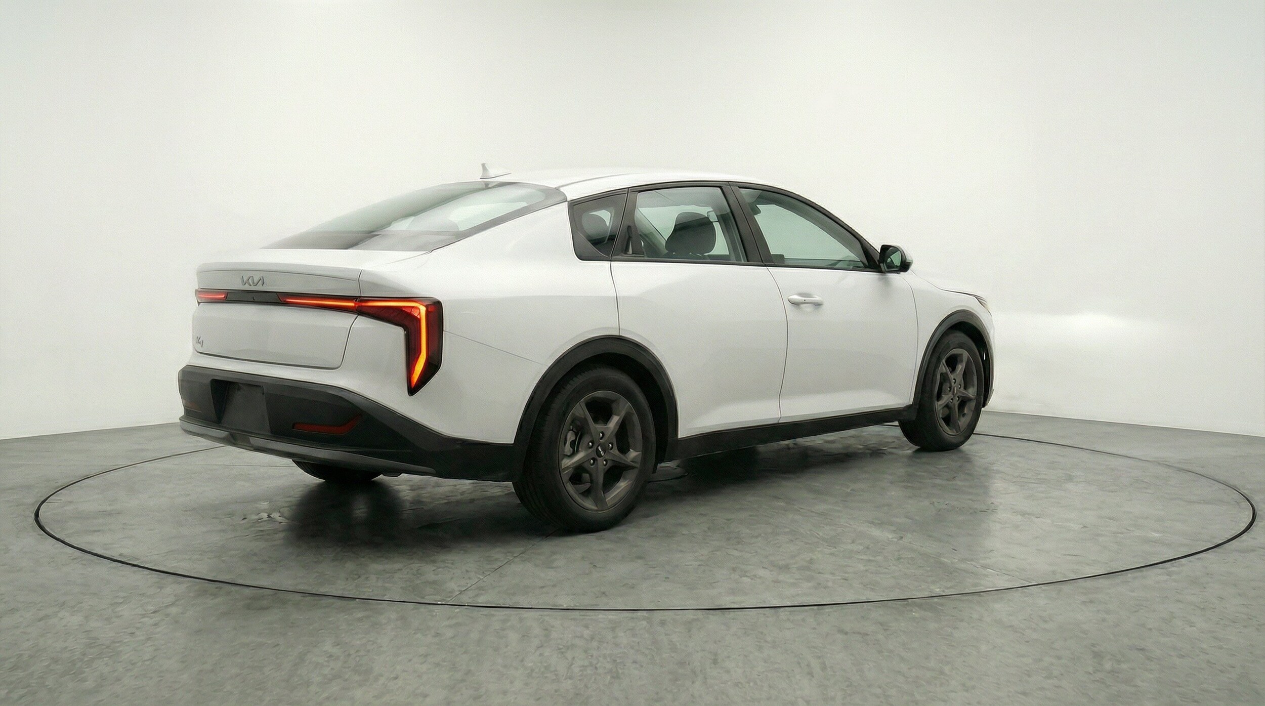 Thumbnail: 2025 Kia K4 - 9
