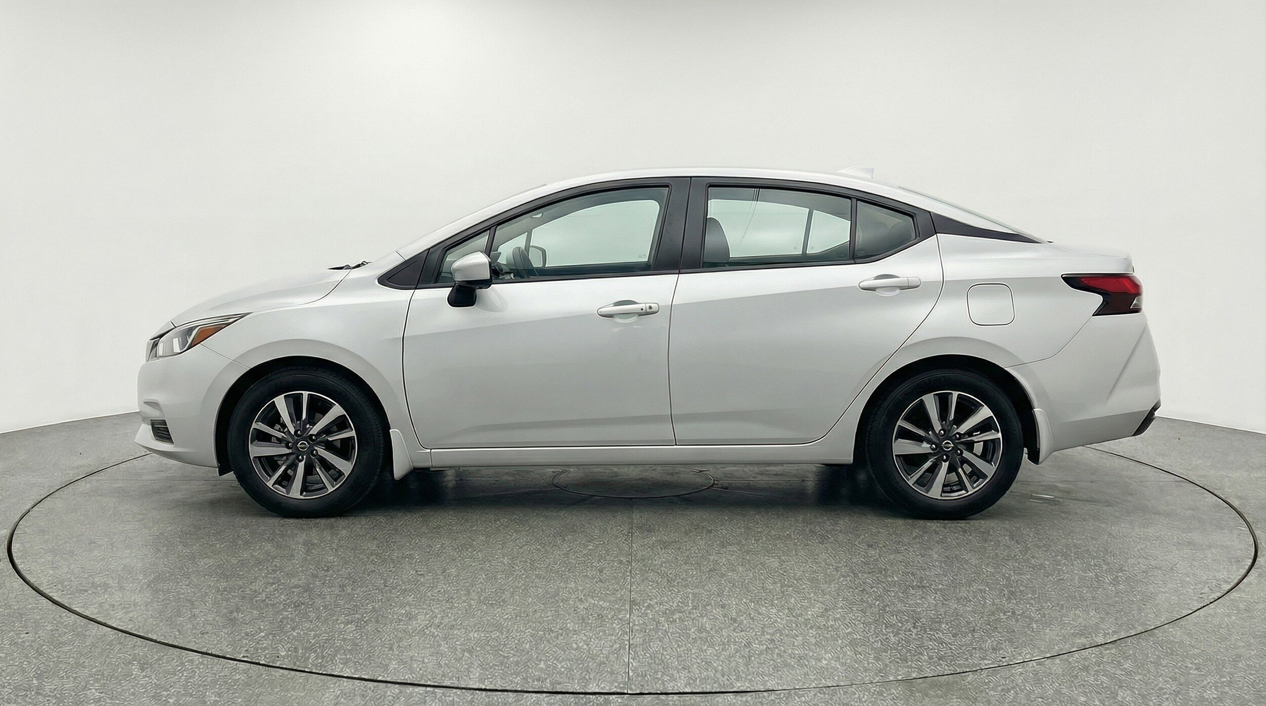 Thumbnail: 2025 Nissan Versa - 5