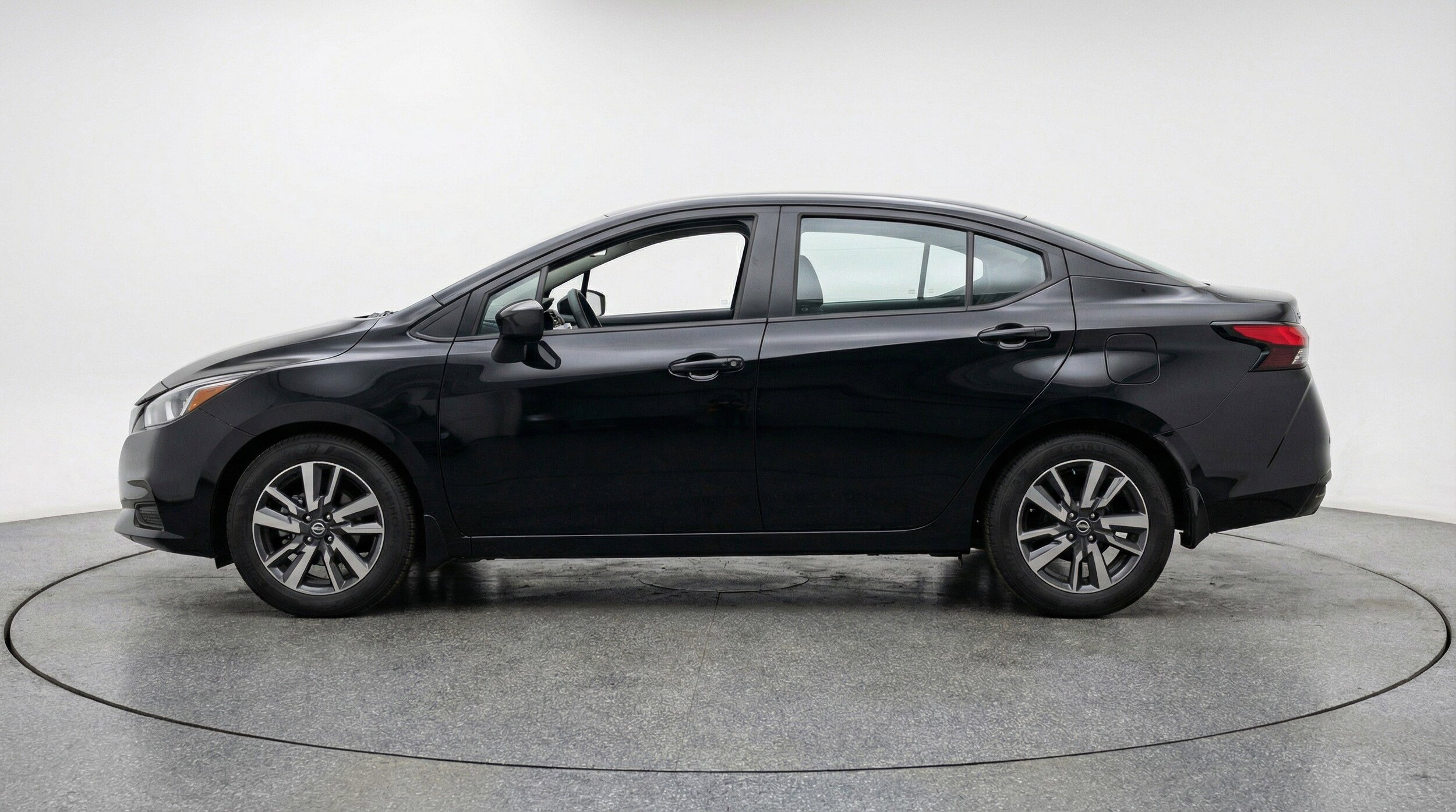 Thumbnail: 2025 Nissan Versa - 5