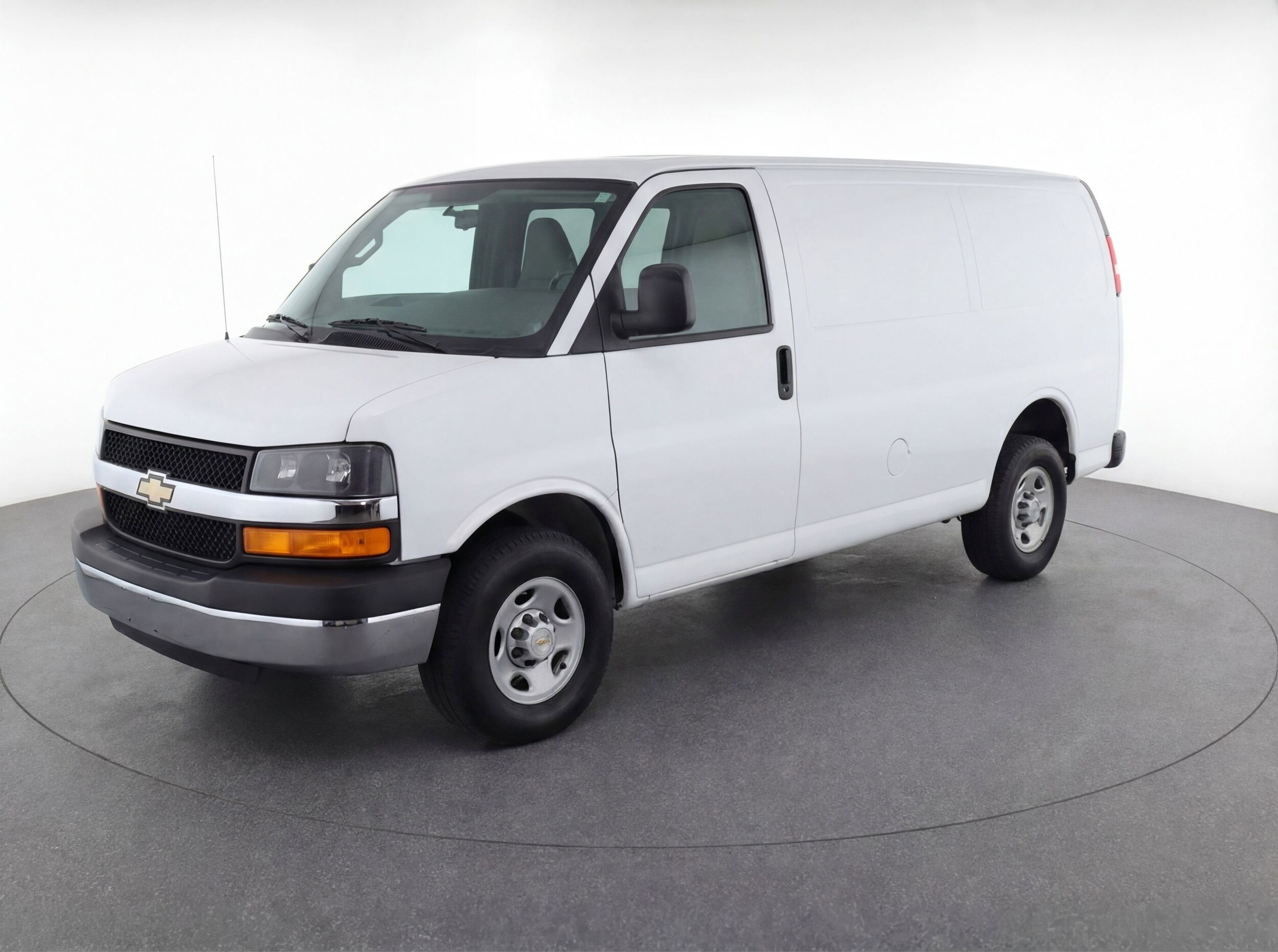 Thumbnail: 2025 Chevrolet Express - 3