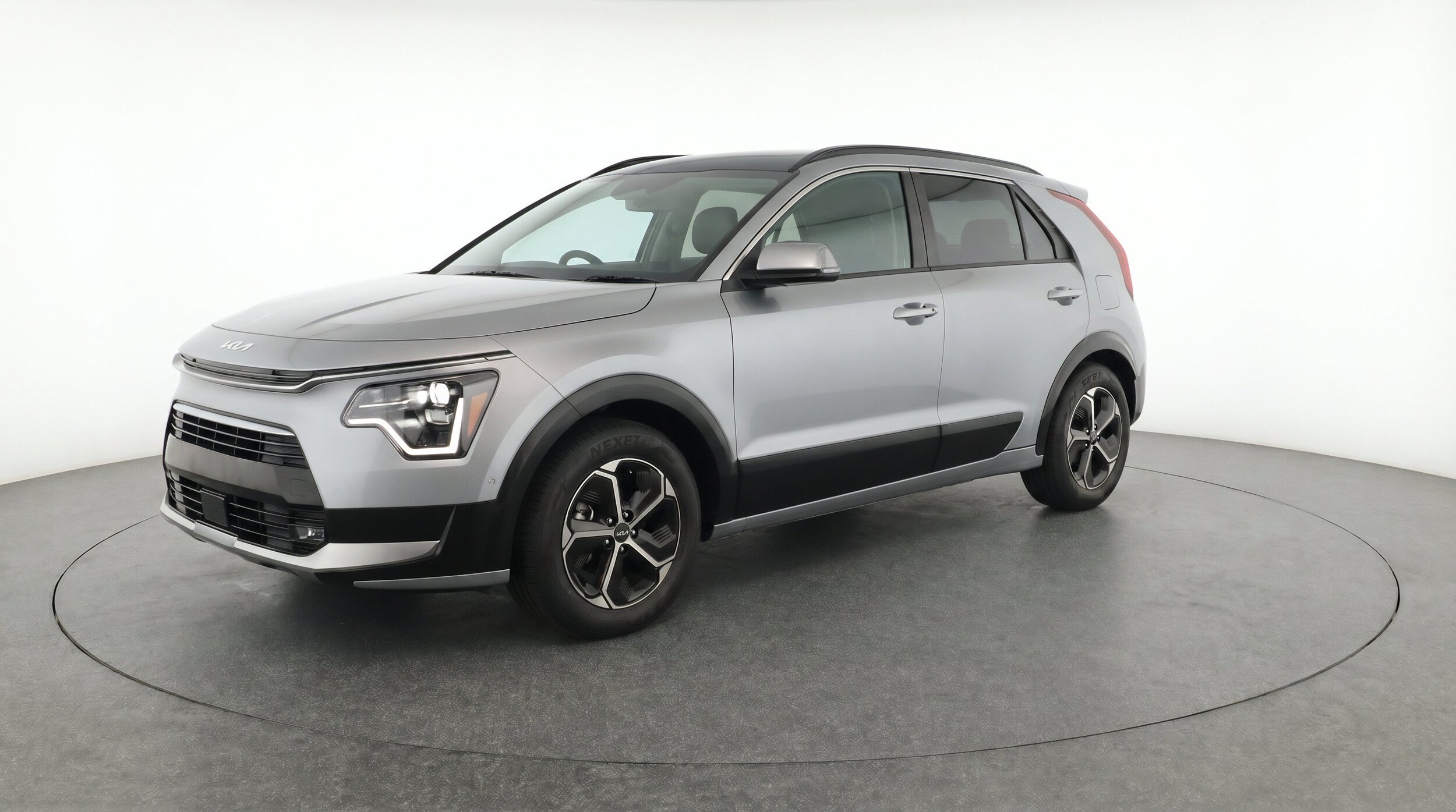Thumbnail: 2026 Kia Niro - 3