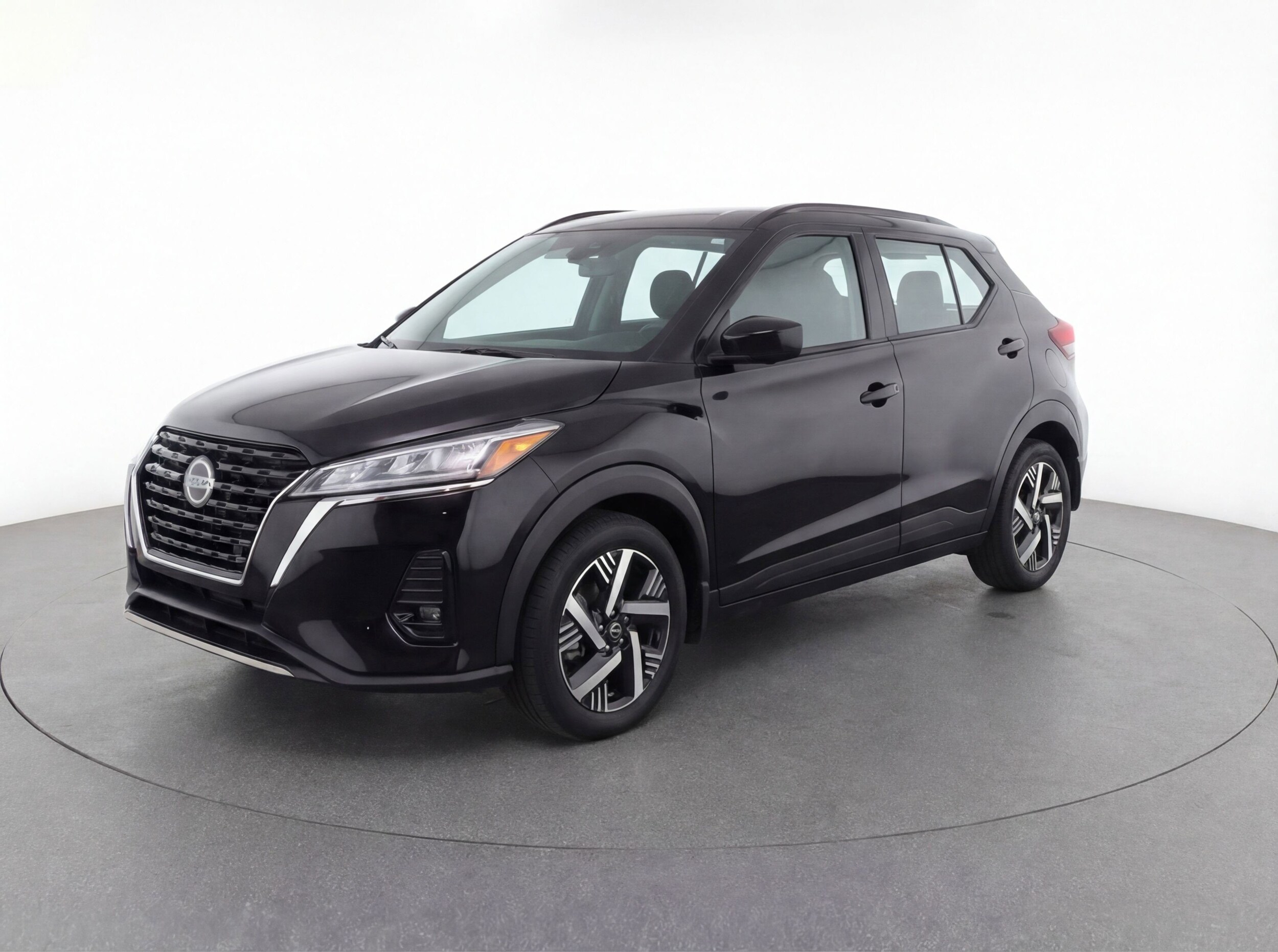 Thumbnail: 2025 Nissan Kicks - 3