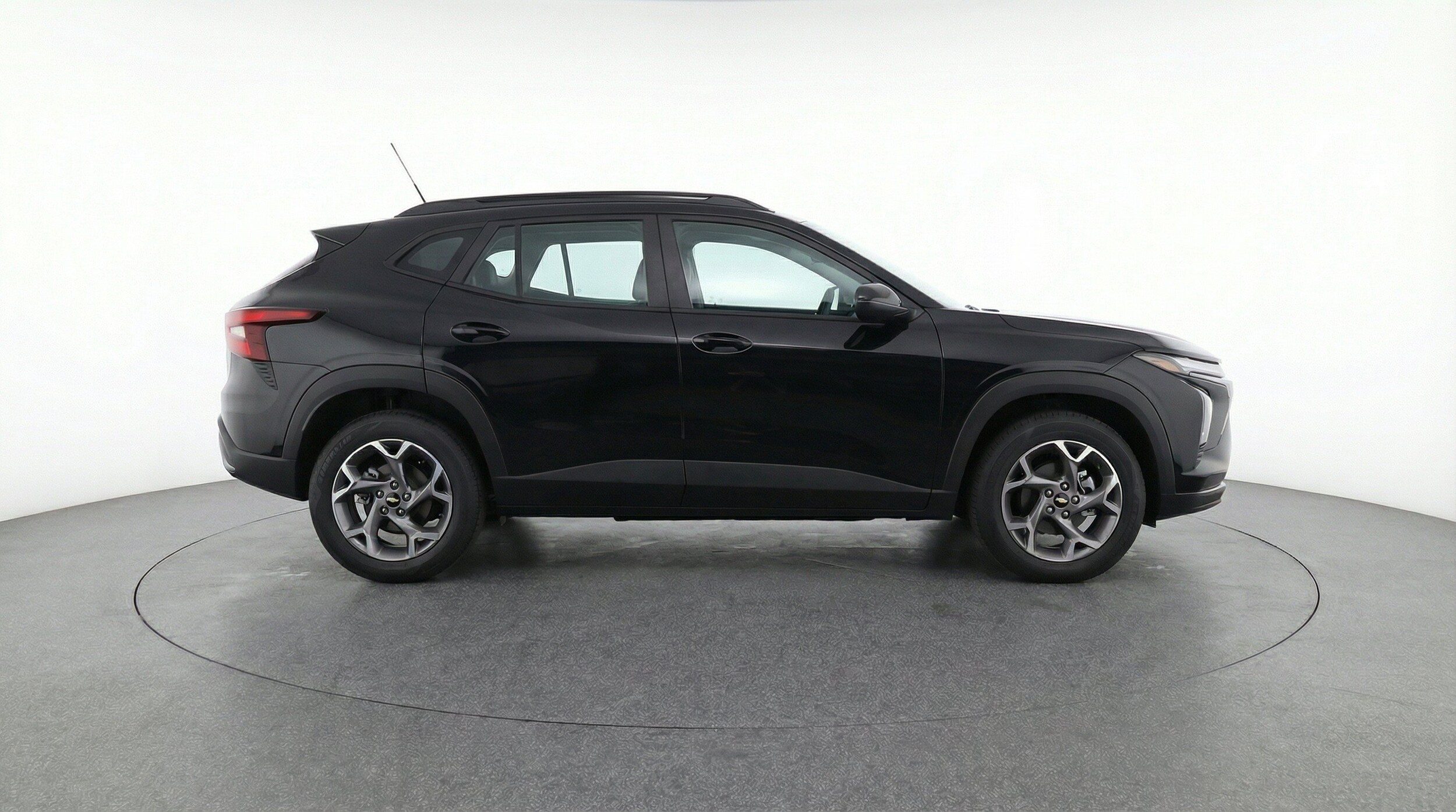 Thumbnail: 2025 Chevrolet Trax - 11