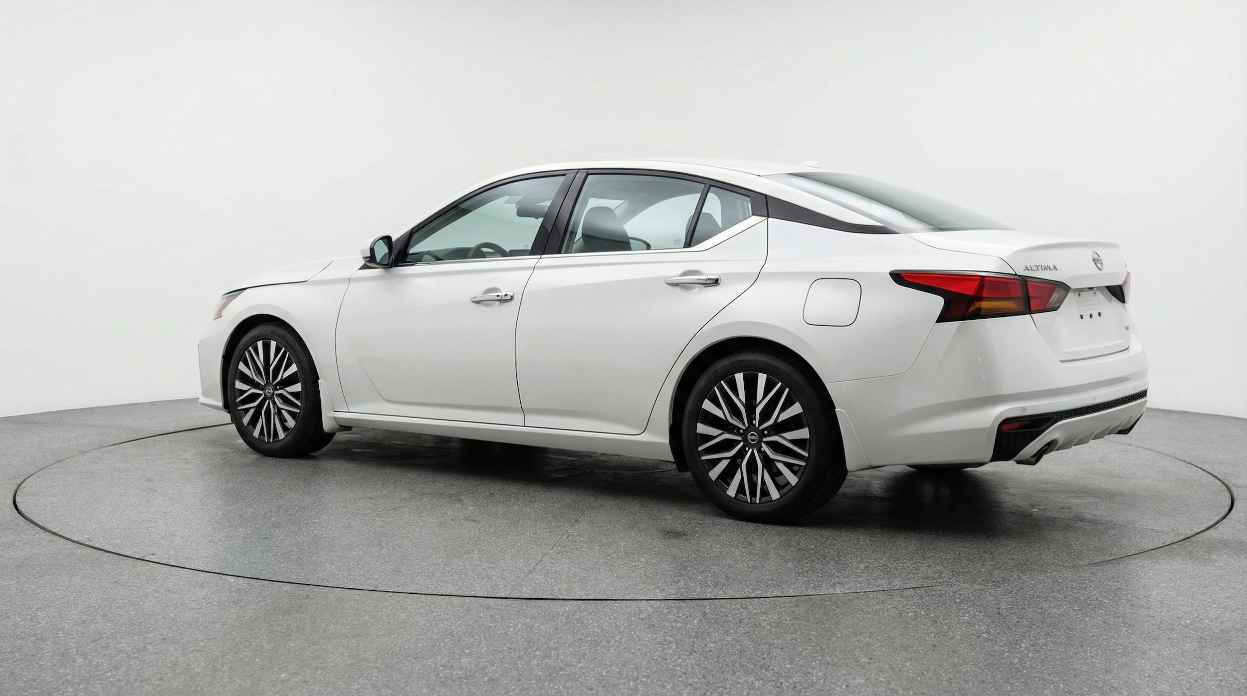 Thumbnail: 2025 Nissan Altima - 6