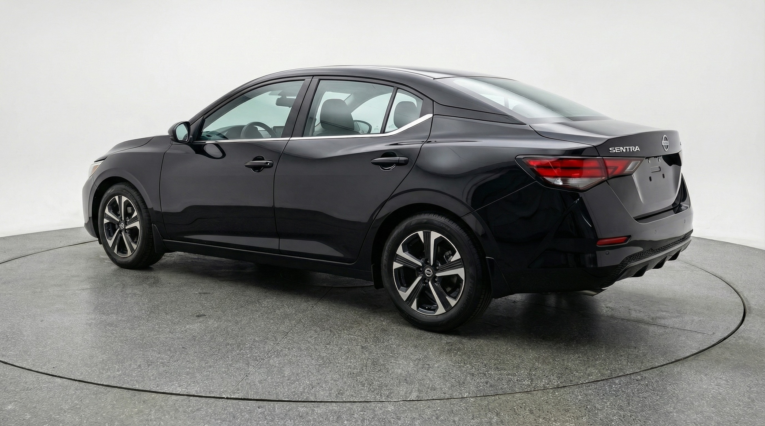 Thumbnail: 2025 Nissan Sentra - 5