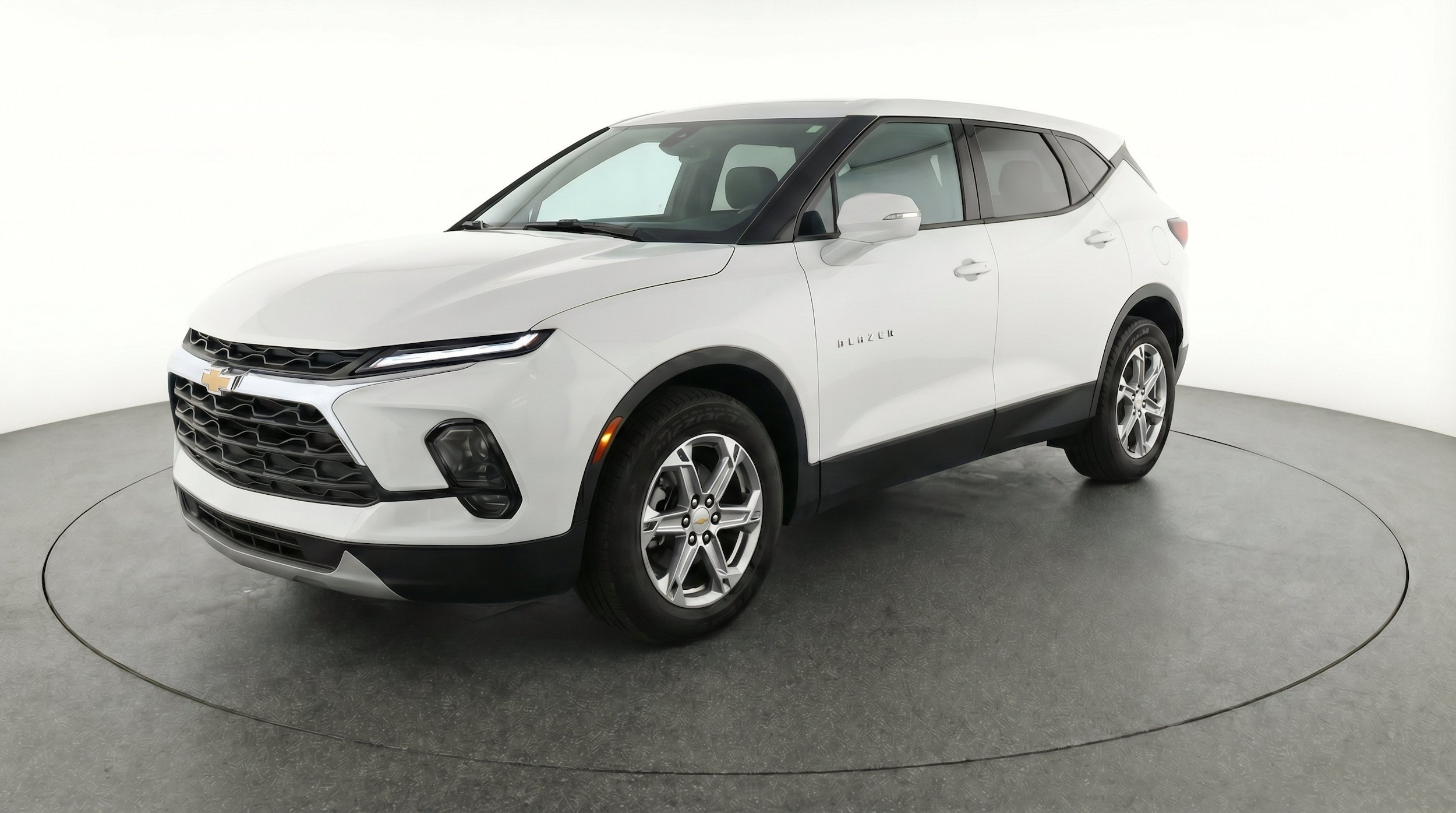 Thumbnail: 2025 Chevrolet Blazer - 3