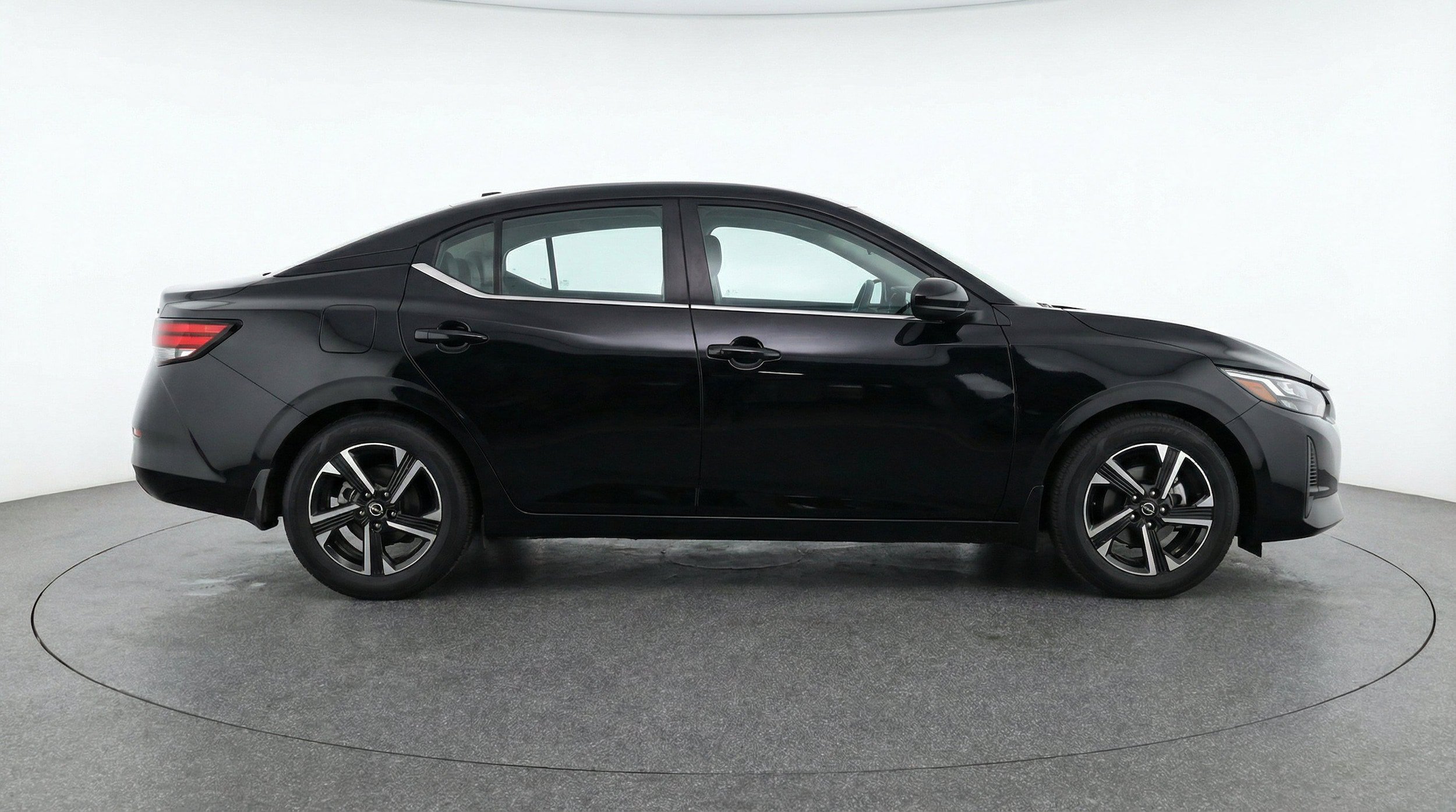 Thumbnail: 2025 Nissan Sentra - 11