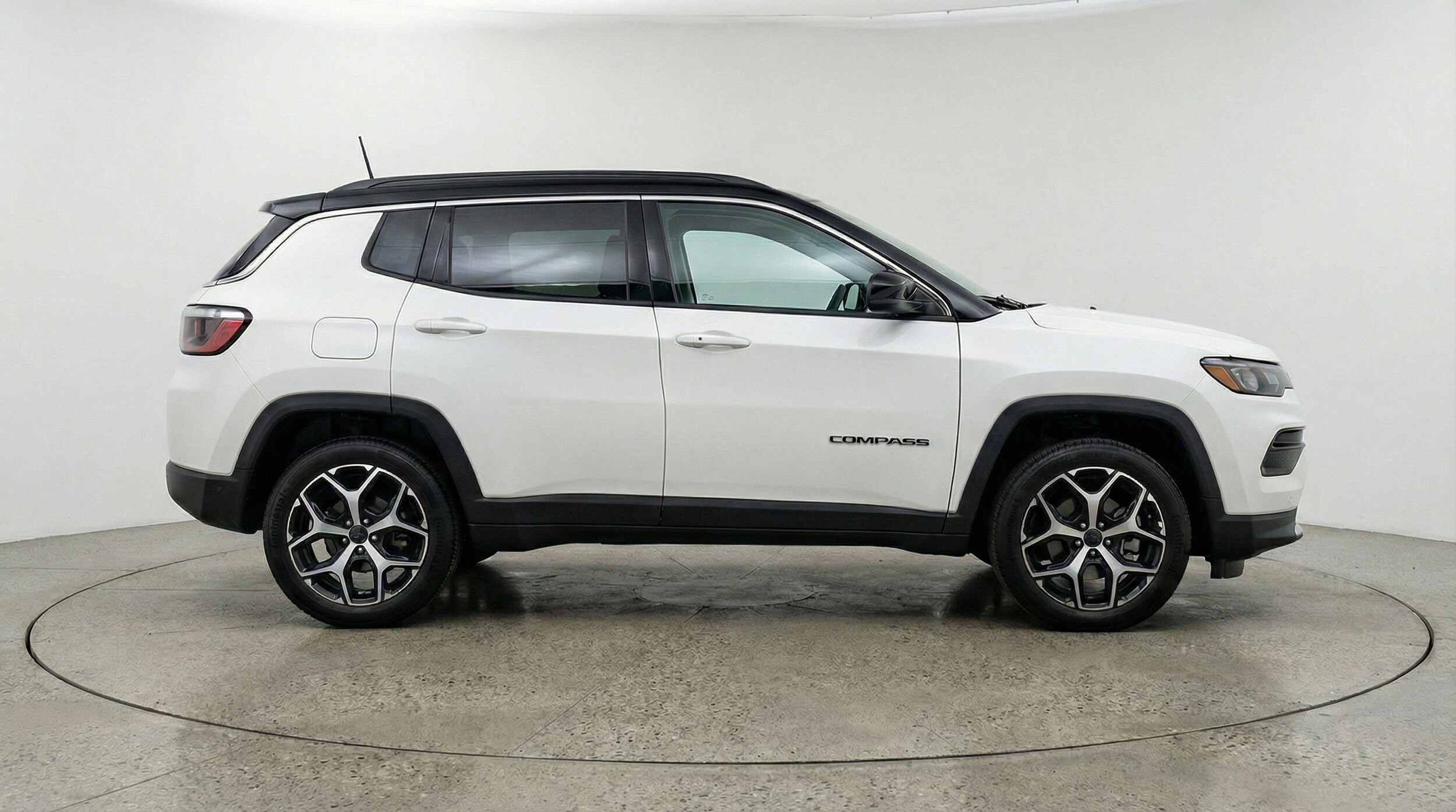 Thumbnail: 2025 Jeep Compass - 11