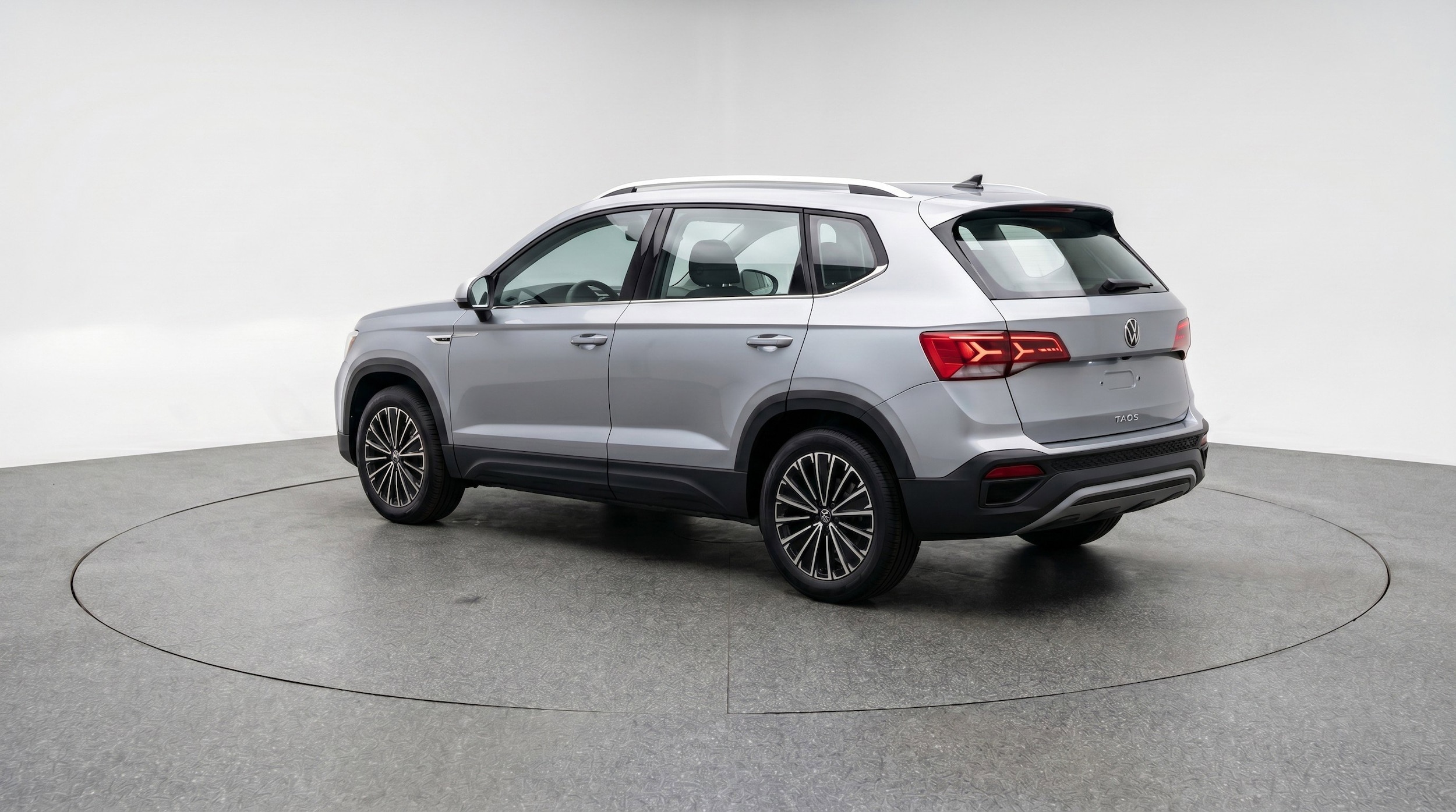 Thumbnail: 2025 Volkswagen Taos - 6