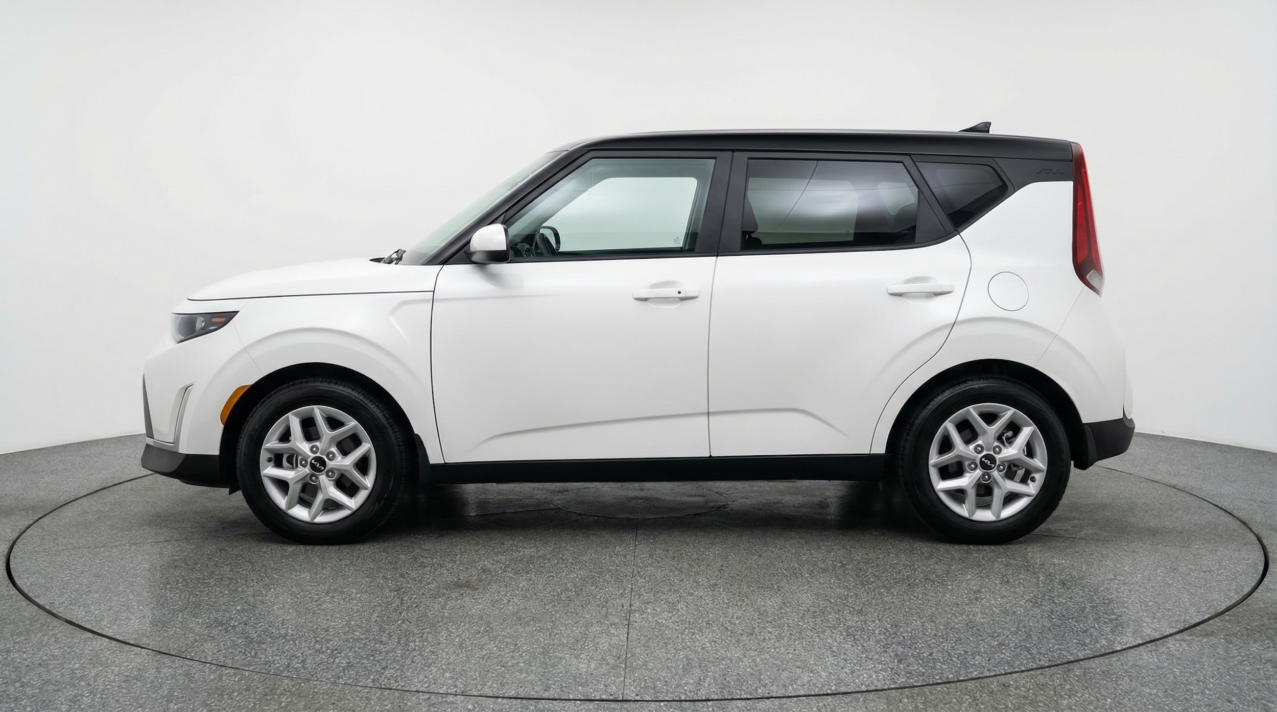 Thumbnail: 2025 Kia Soul - 4