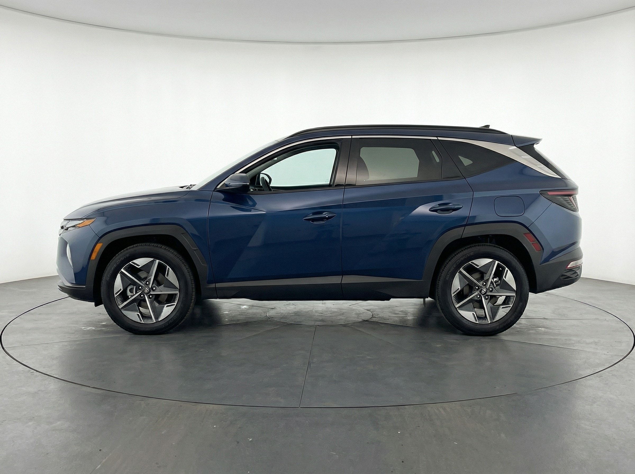 Thumbnail: 2025 Hyundai Tucson - 4