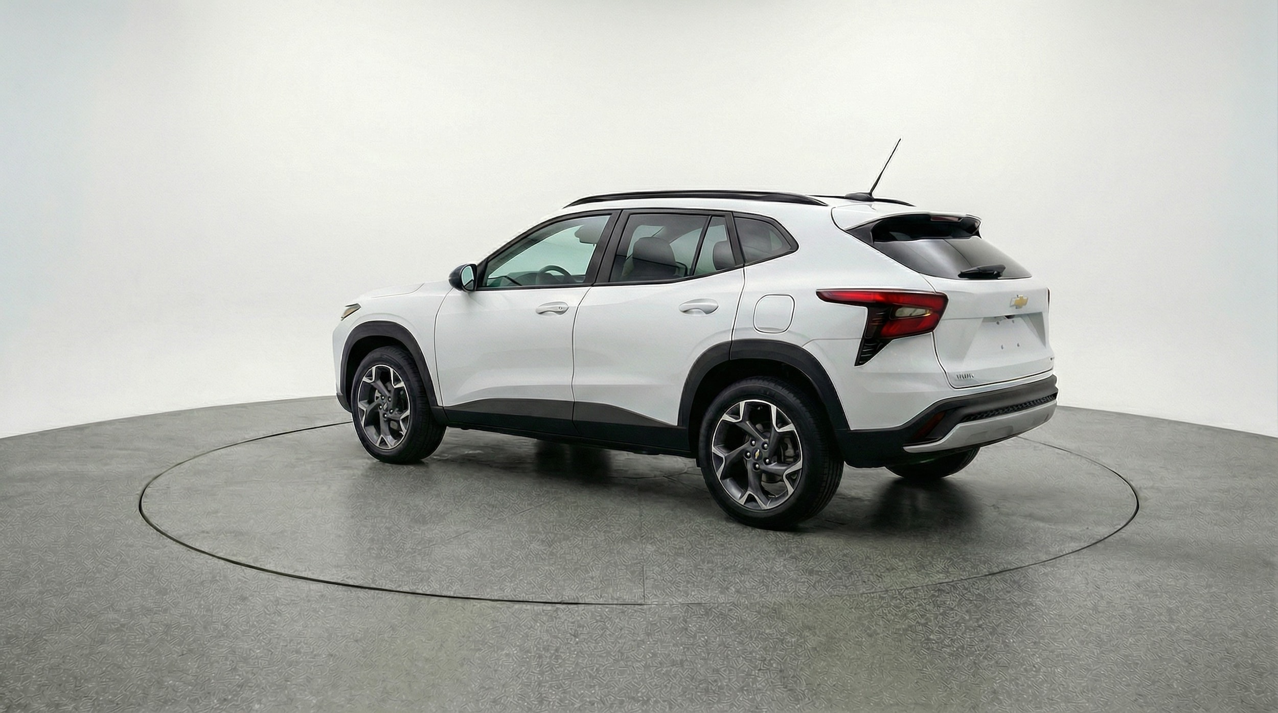 Thumbnail: 2025 Chevrolet Trax - 5