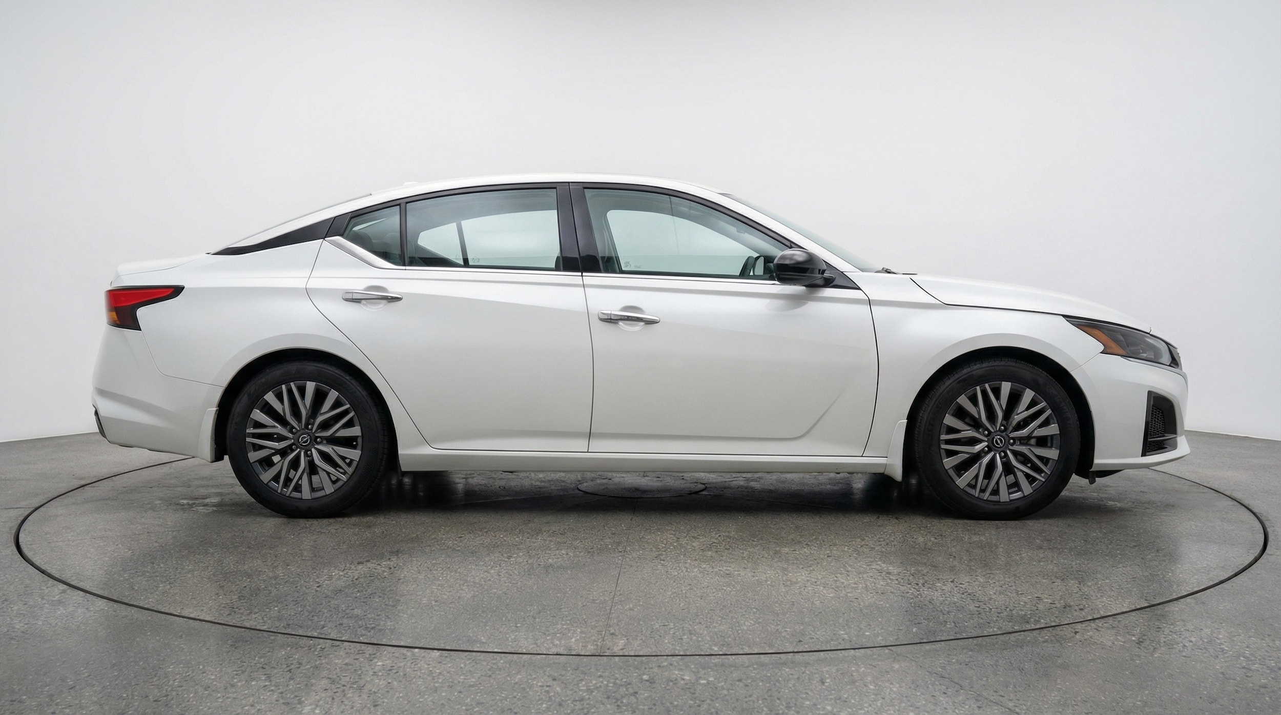 Thumbnail: 2025 Nissan Altima - 8