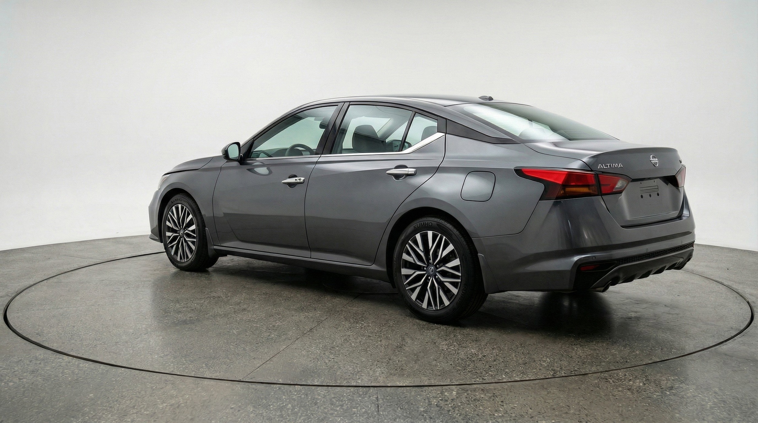 Thumbnail: 2025 Nissan Altima - 6