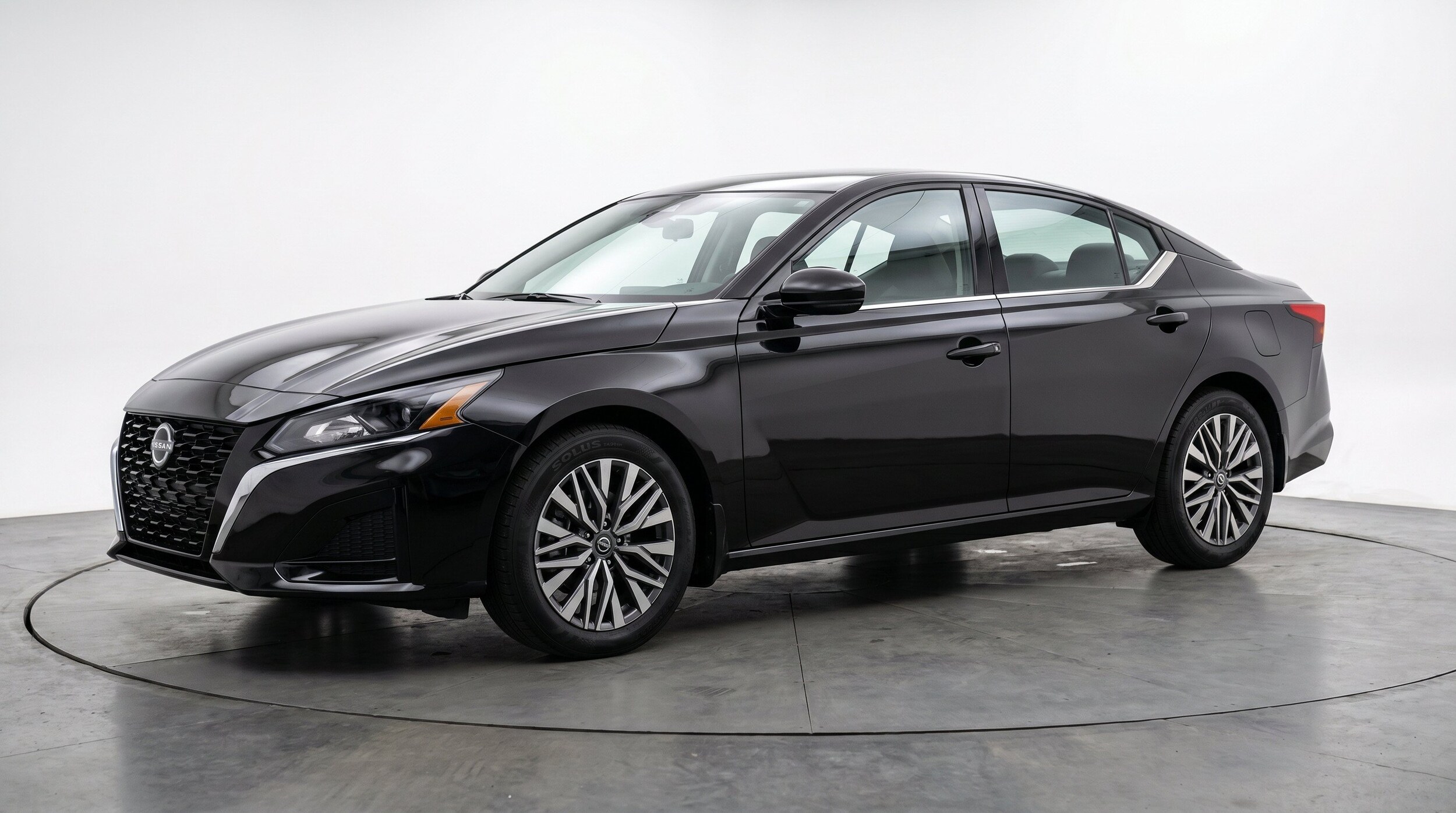 Thumbnail: 2025 Nissan Altima - 3