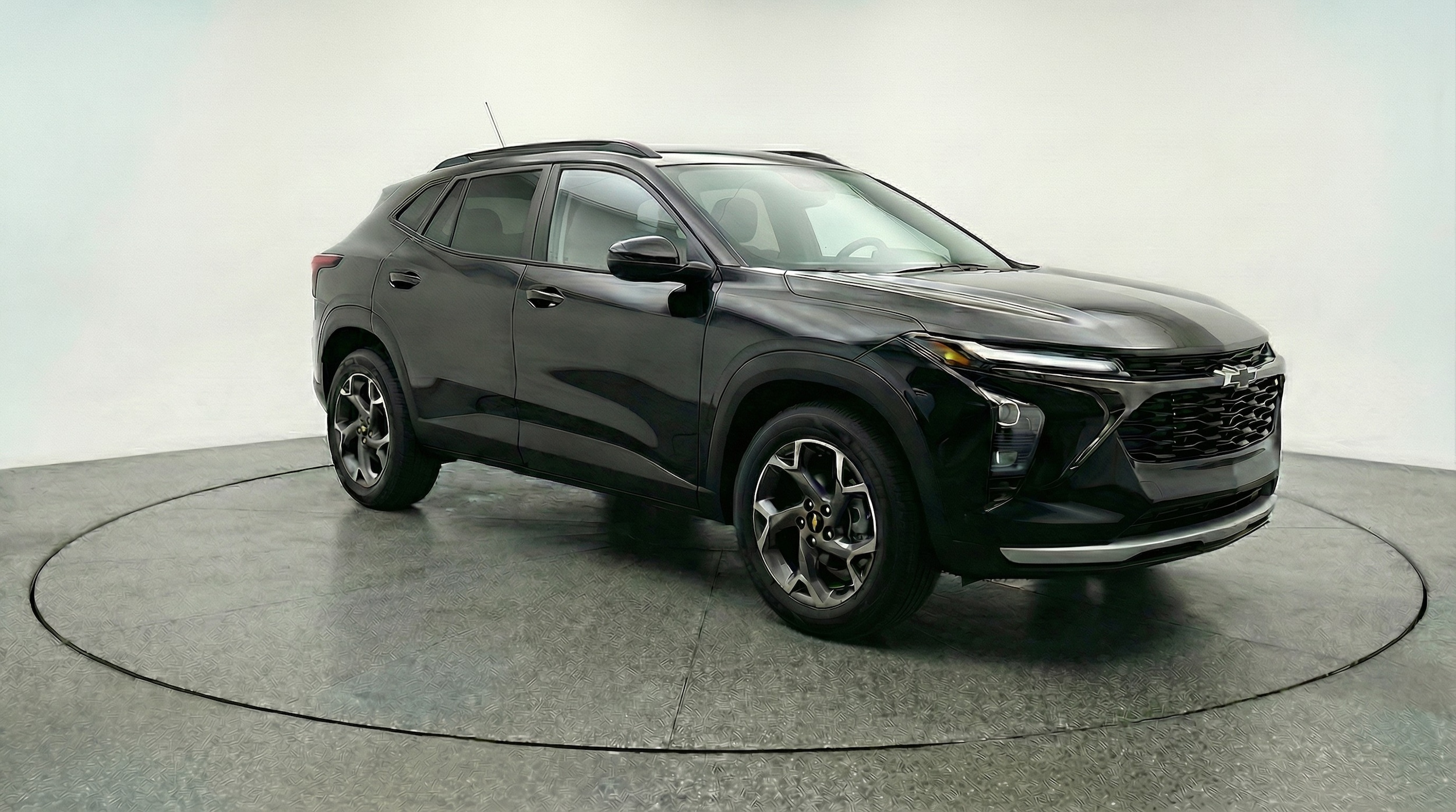 Thumbnail: 2025 Chevrolet Trax - 1