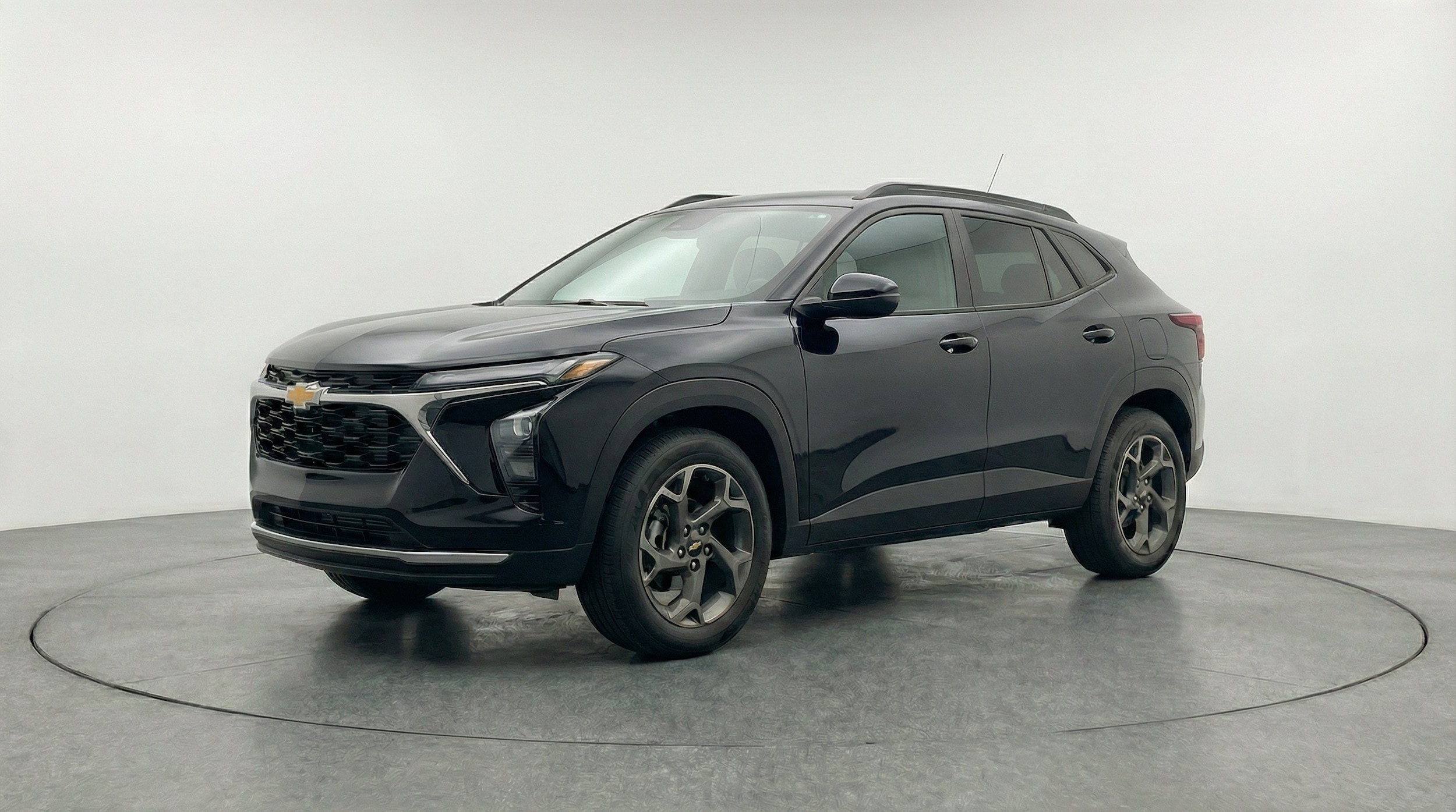 Thumbnail: 2025 Chevrolet Trax - 3