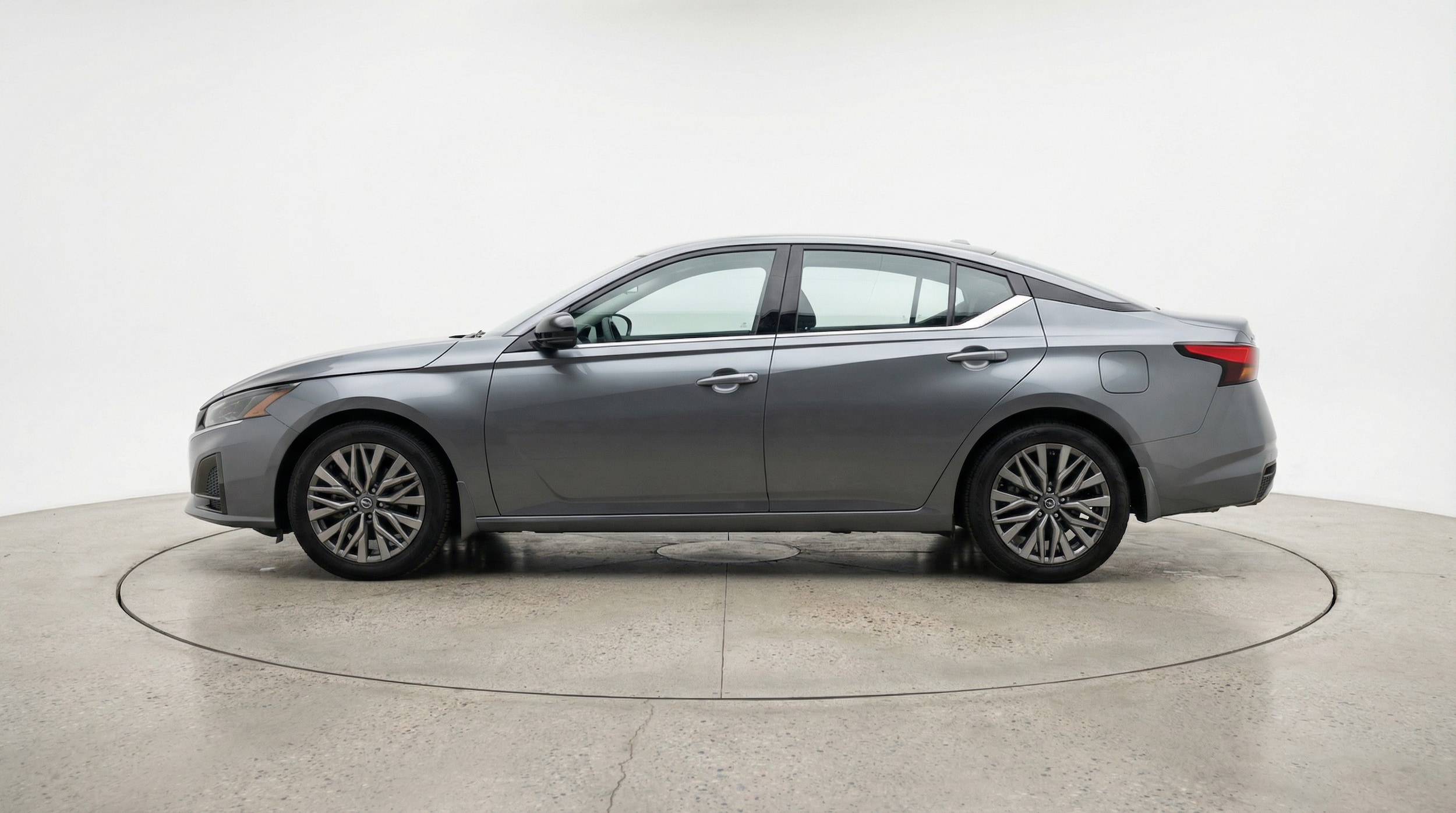 Thumbnail: 2025 Nissan Altima - 4