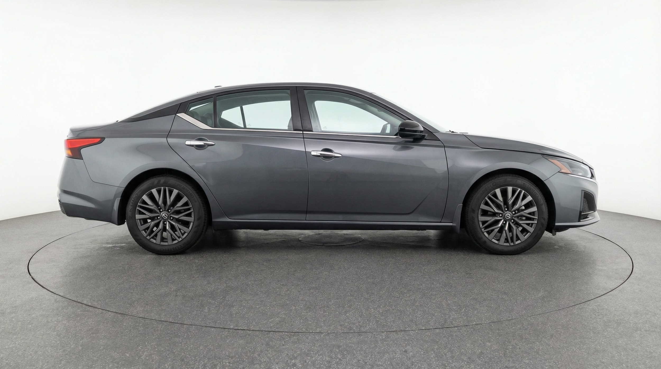 Thumbnail: 2025 Nissan Altima - 8