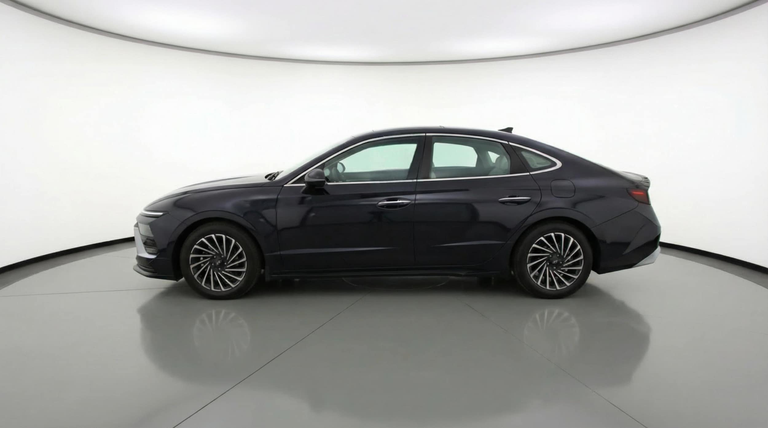 Thumbnail: 2025 Hyundai Sonata - 4