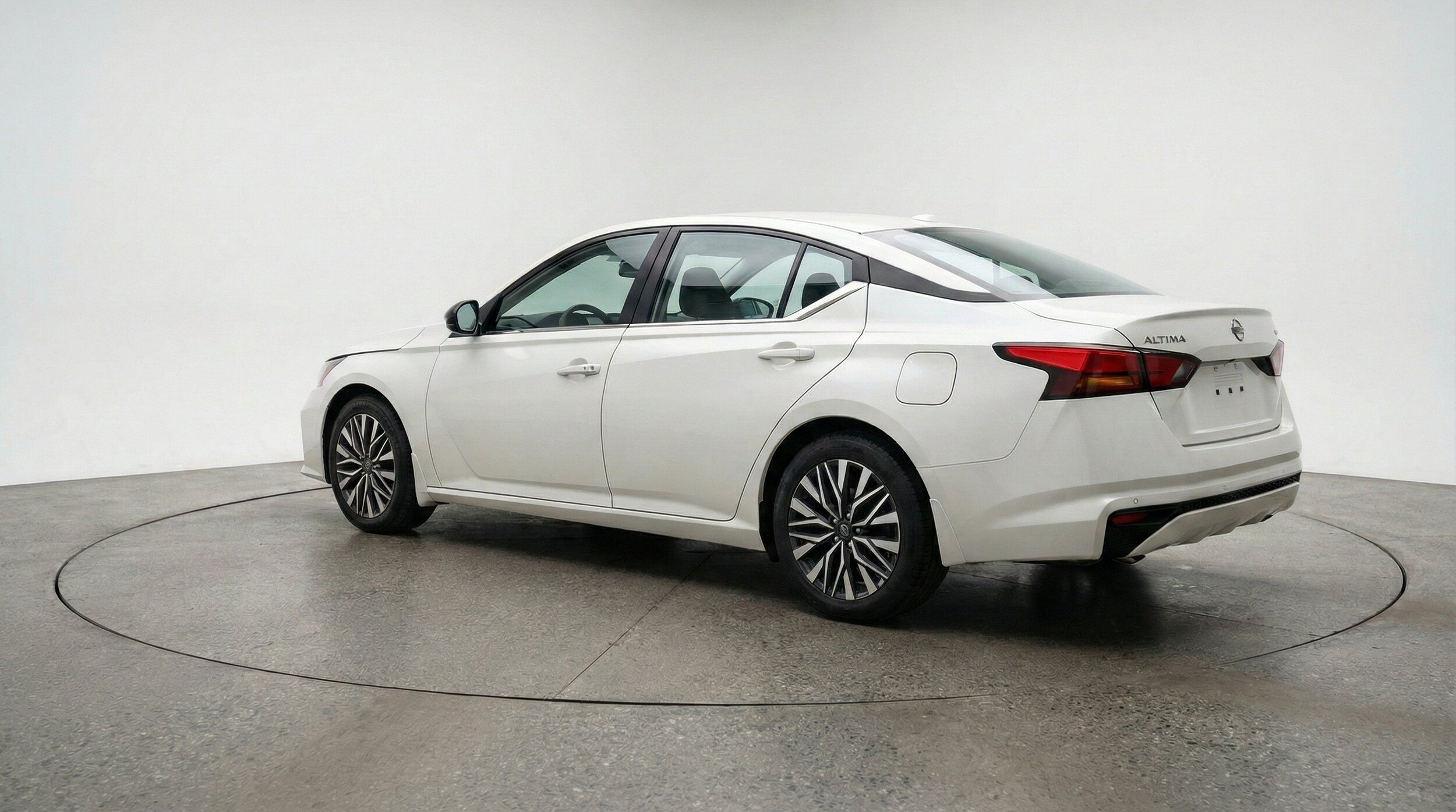 Thumbnail: 2025 Nissan Altima - 6